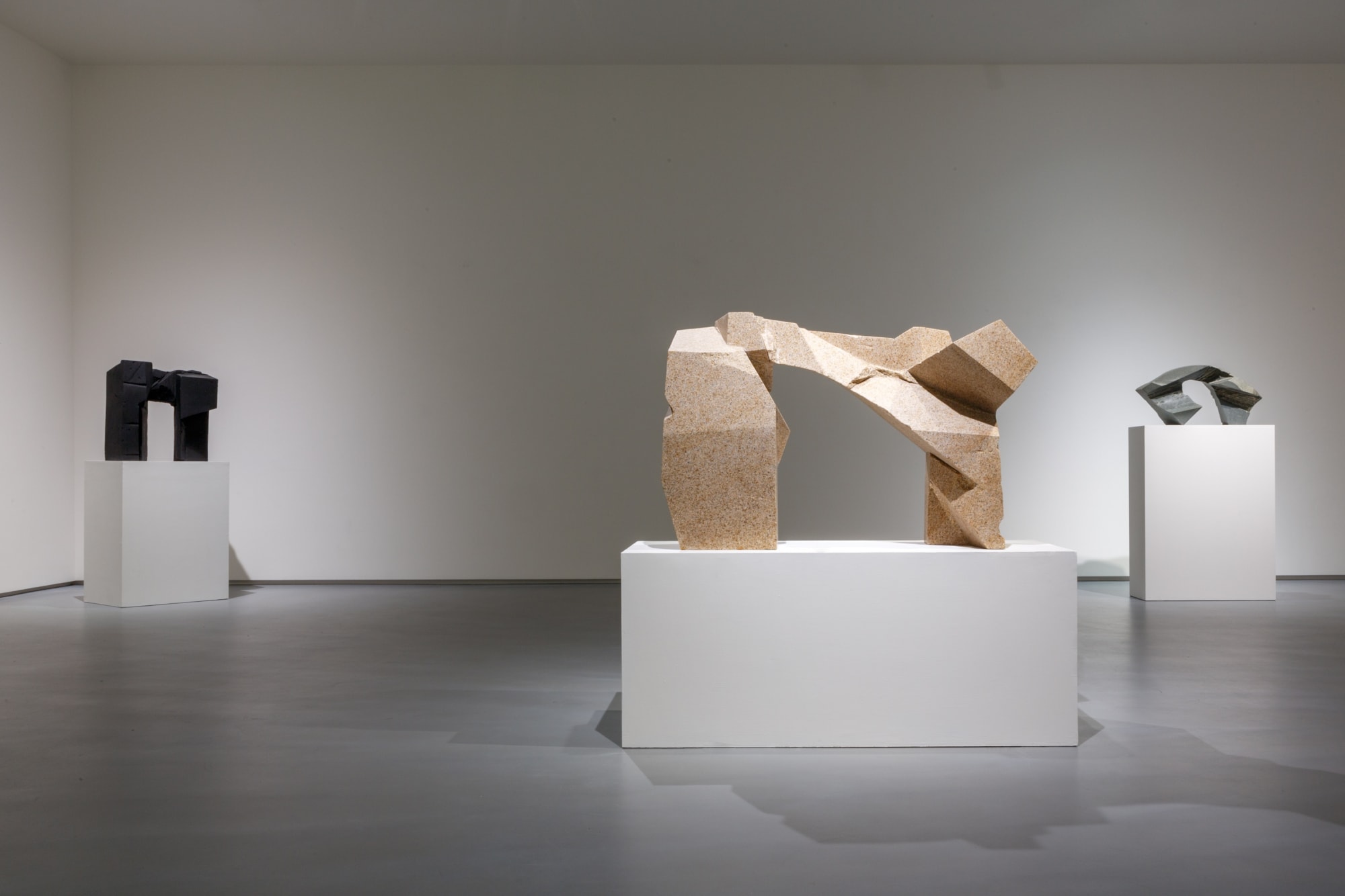 太極拱門：朱銘個展