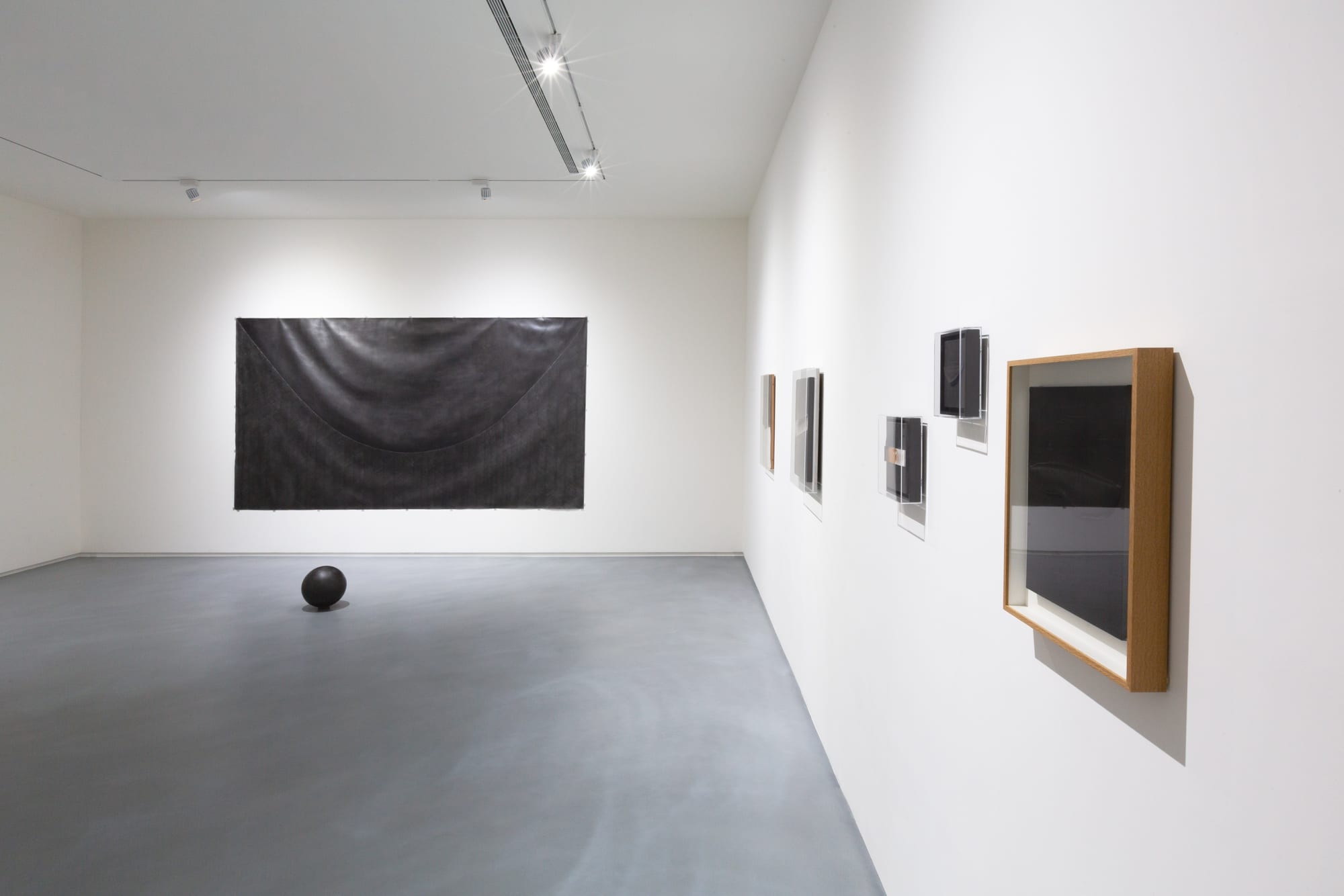 回：松谷武判—亚洲艺术中心收藏展