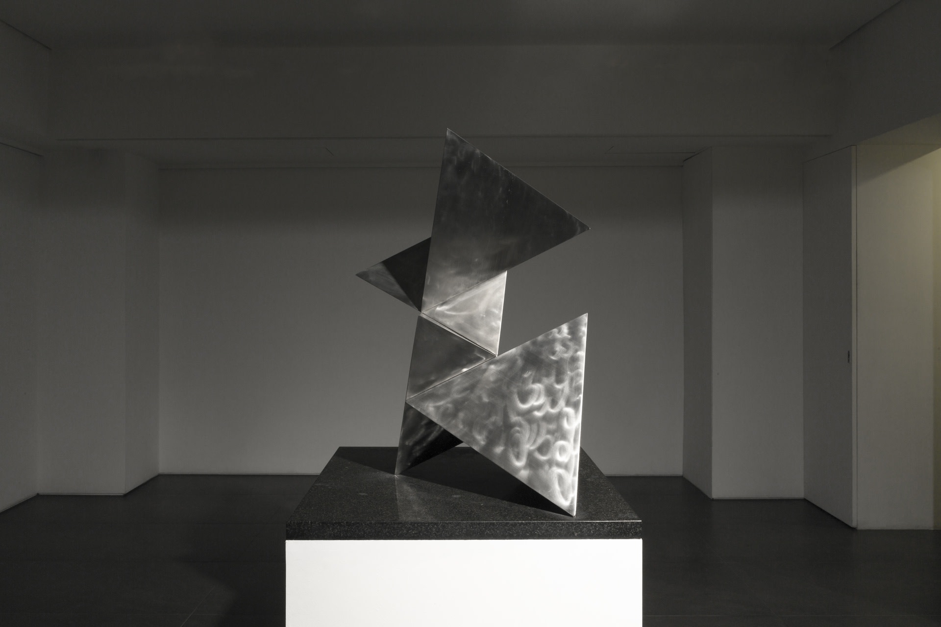 大隅無界：藝域的無限擴展與延伸 朱為白、李再鈐雙人展