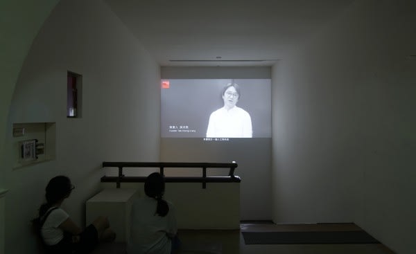 世一場自願非願的遊浮—李真個展