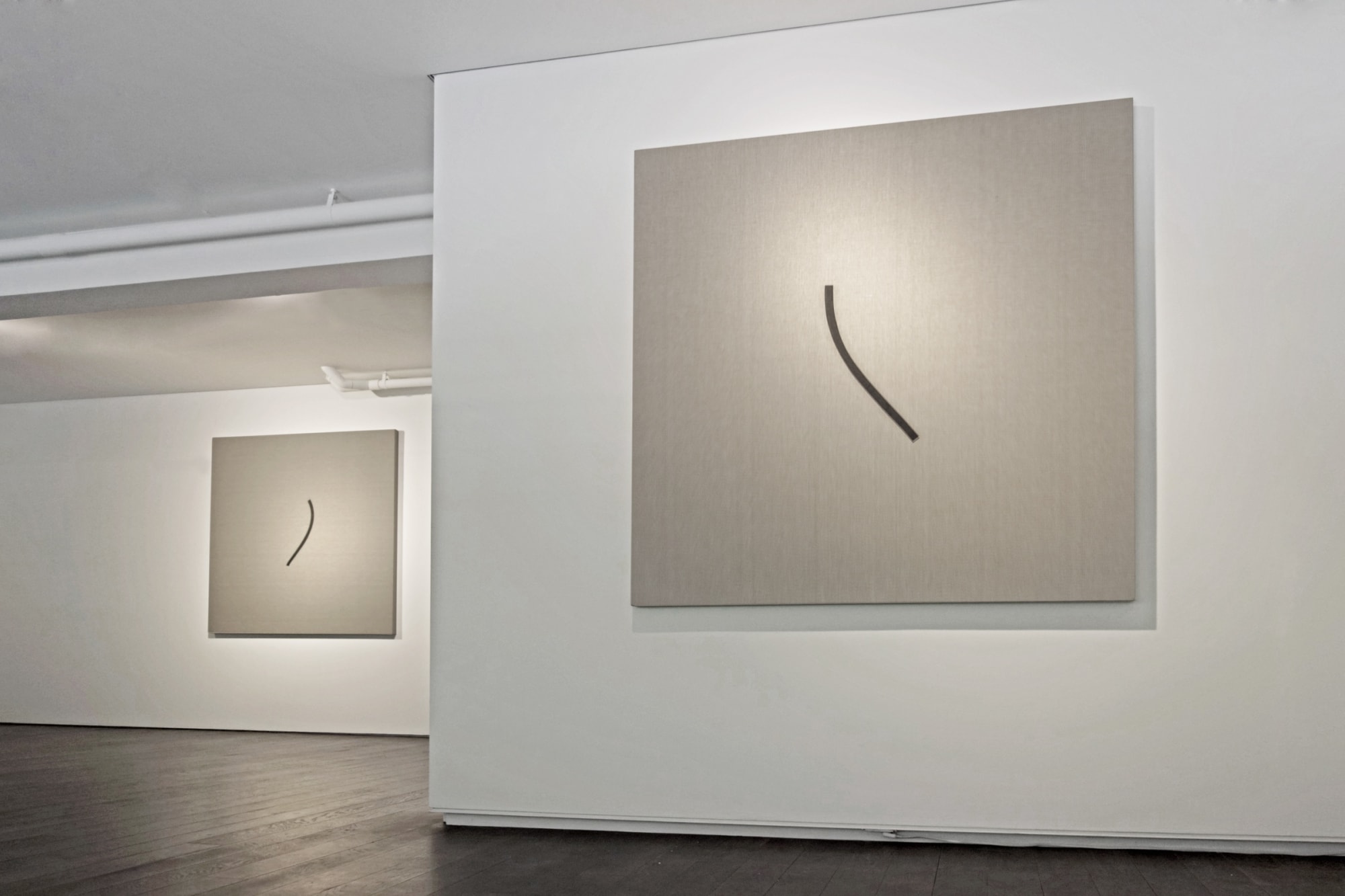 短划；喧笑；水塘