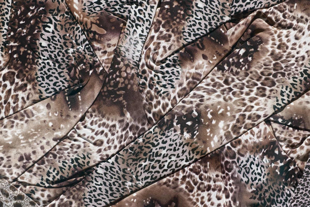 Frame of the Images; Boundary of the Time: Condo Shanghai