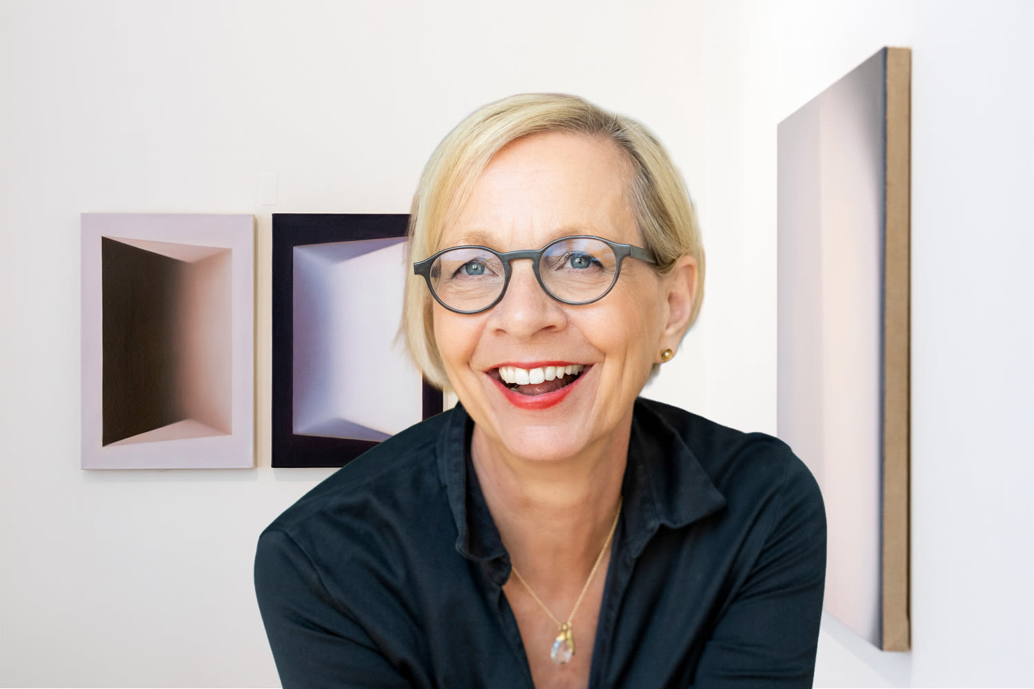 FENNA WEHLAU Master of Arts in Museum and Gallery Management (City University, London) Galeristin fenna.wehlau@galerie-wehlau.de +49 (0) 172 4025773