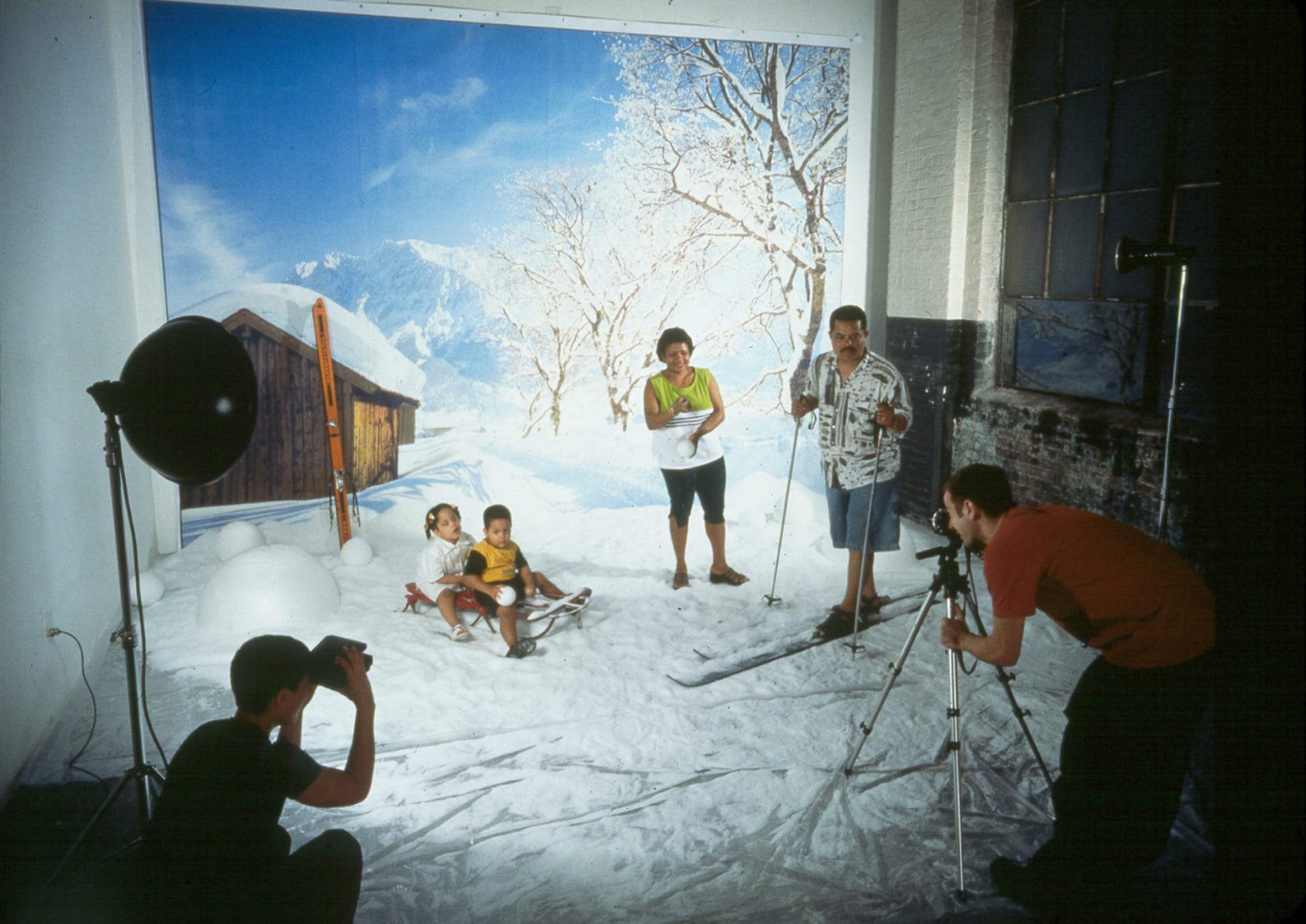2001 Leandro Erlich, Havana Biennale