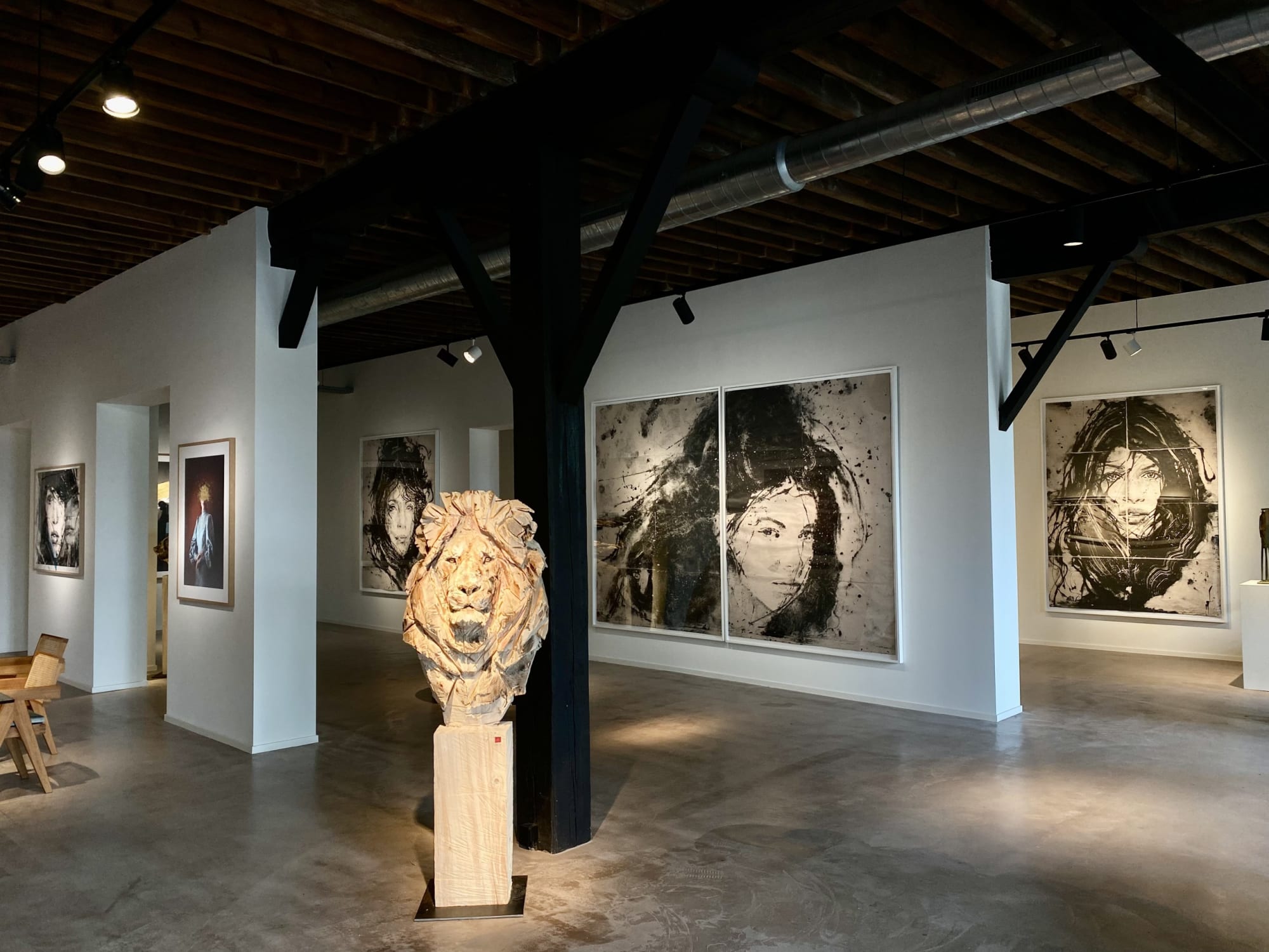 PAINT STROKES BY LÍDIA MASLLORENS & ANDREA TORRES