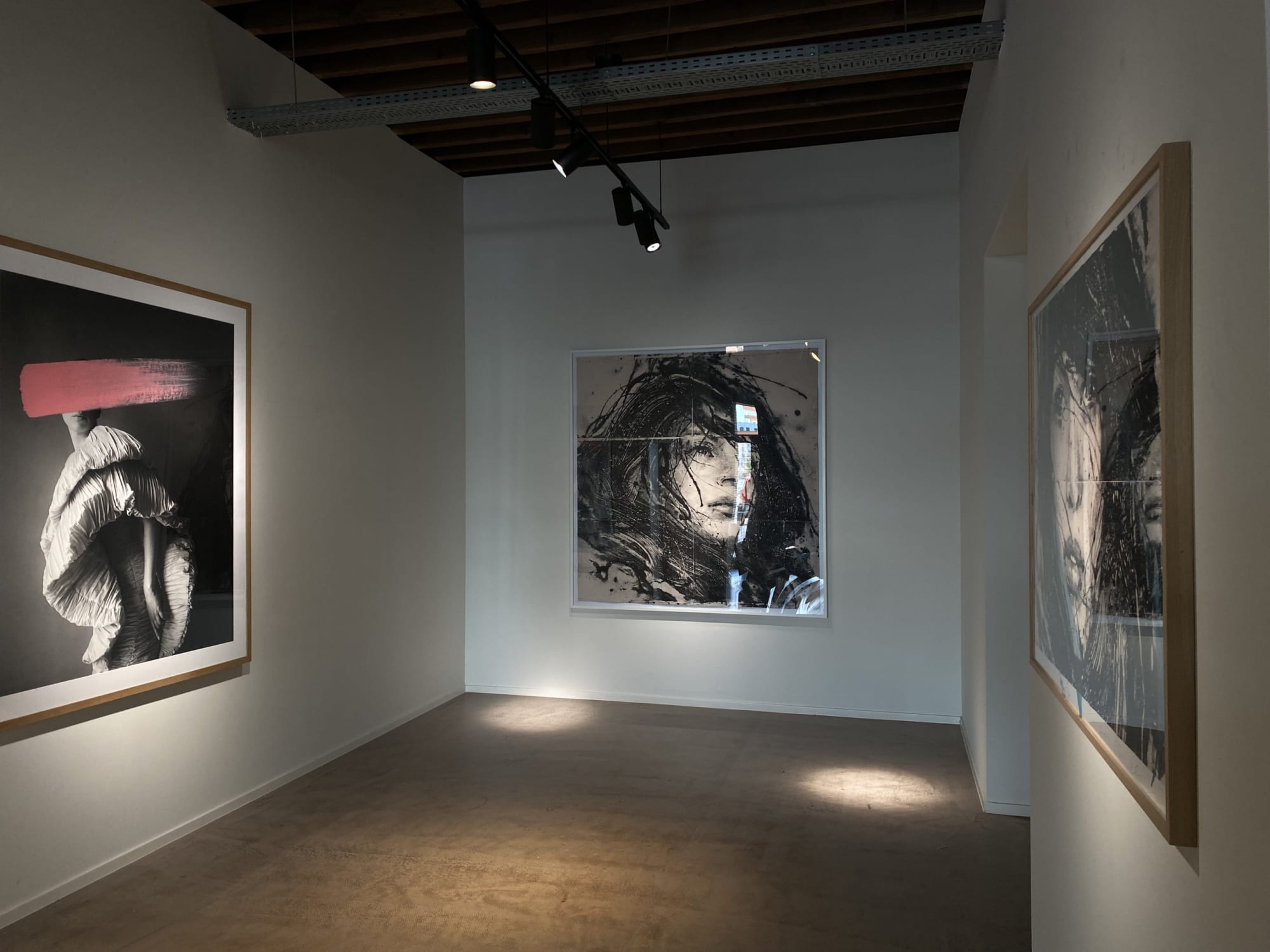 PAINT STROKES BY LÍDIA MASLLORENS & ANDREA TORRES