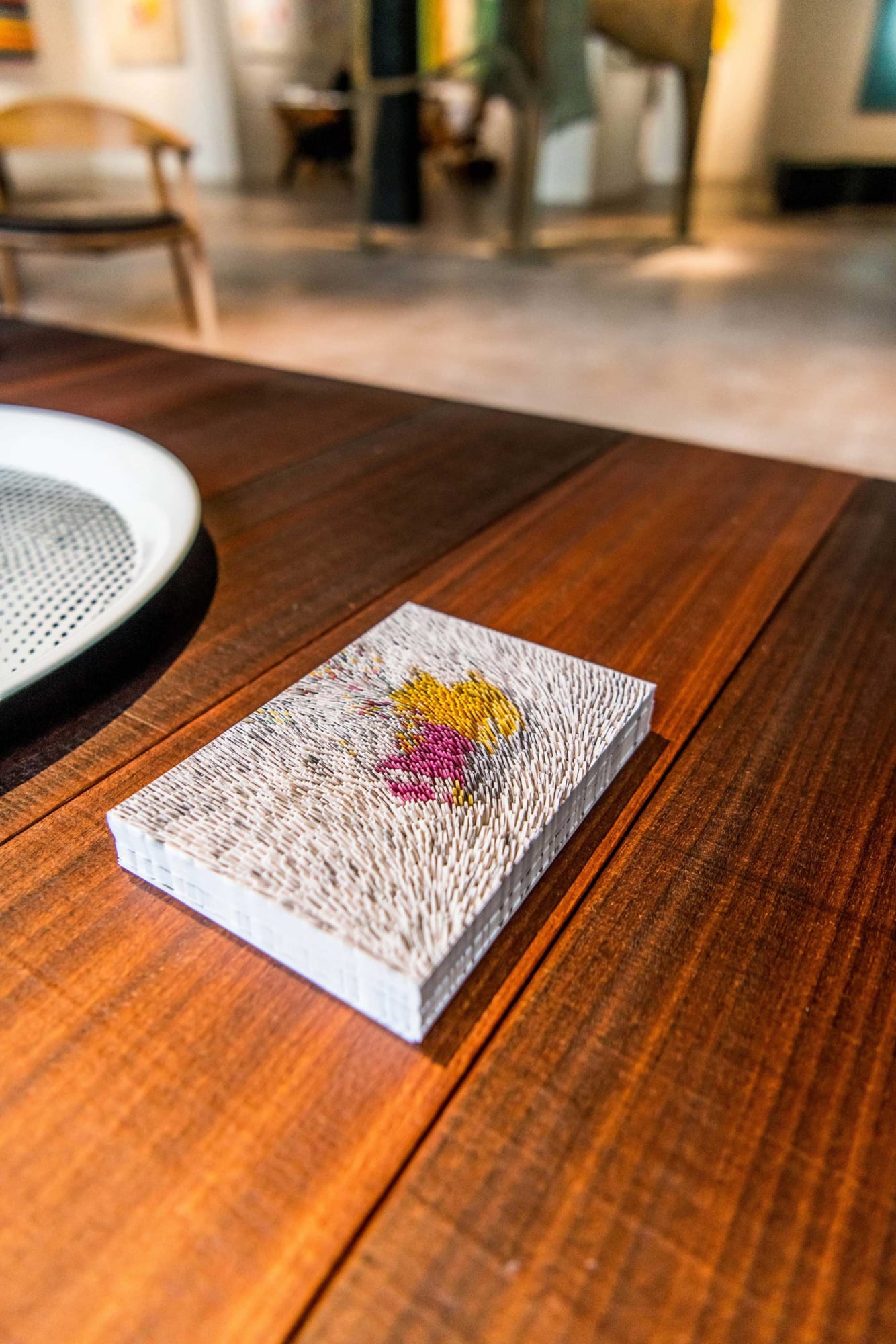 MIXED ARTISTS: IN FULL COLOR