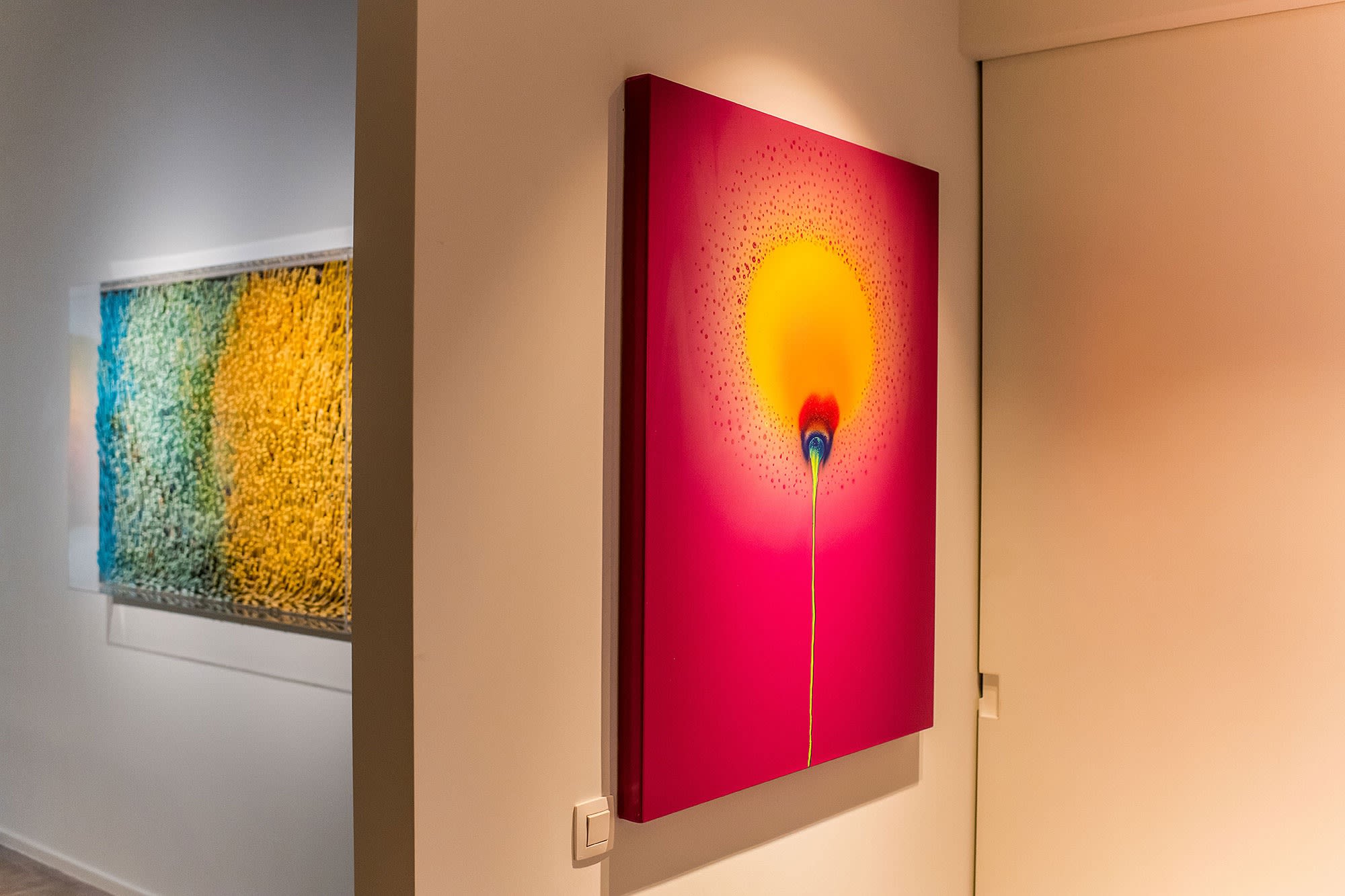 MIXED ARTISTS: IN FULL COLOR