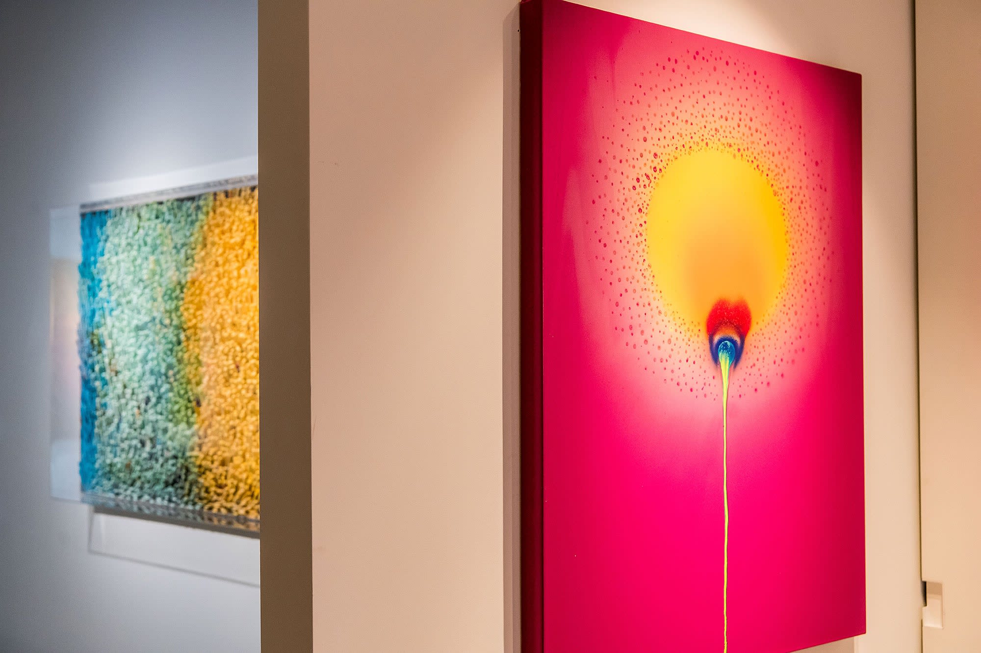 MIXED ARTISTS: IN FULL COLOR