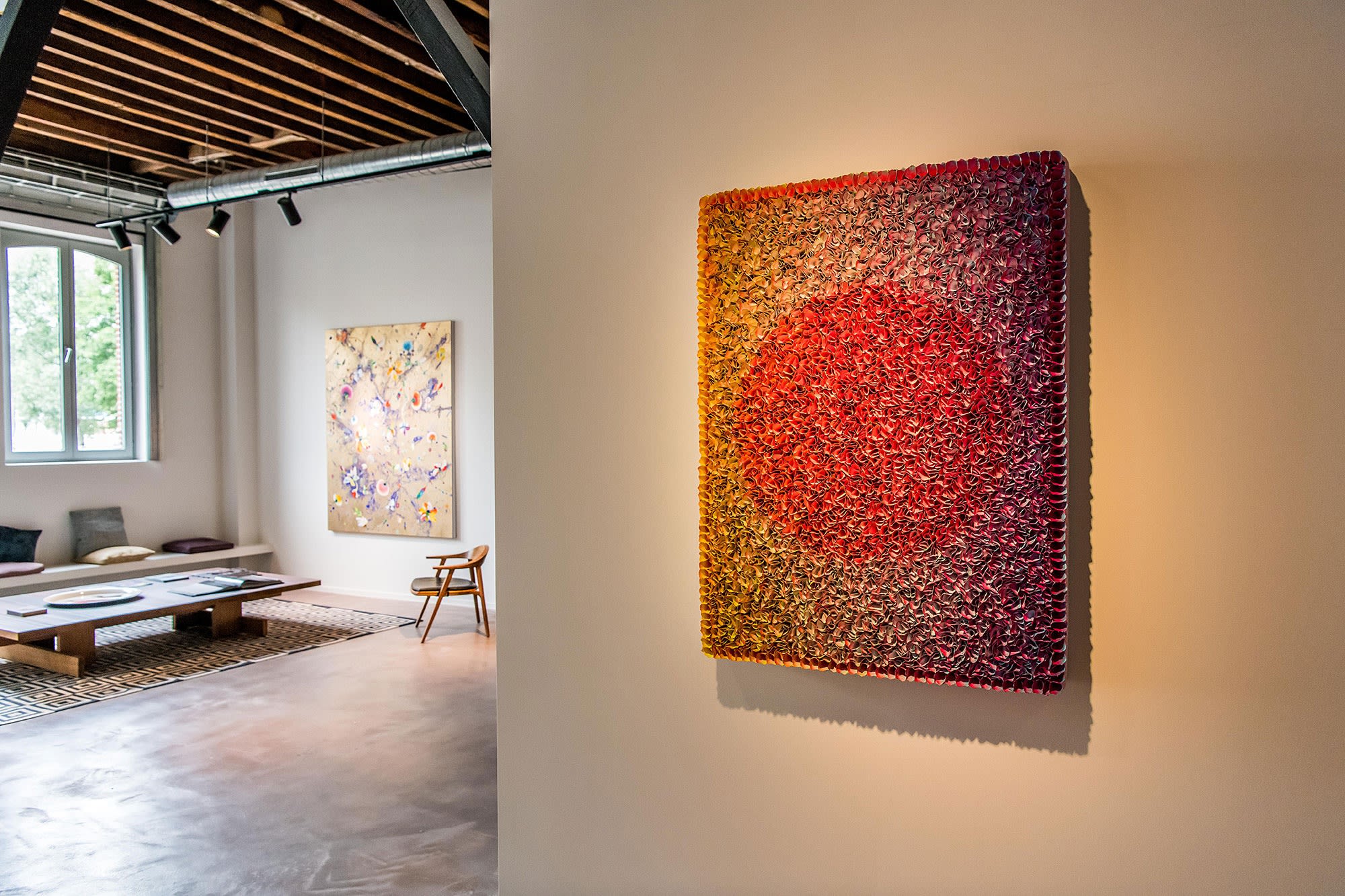 MIXED ARTISTS: IN FULL COLOR