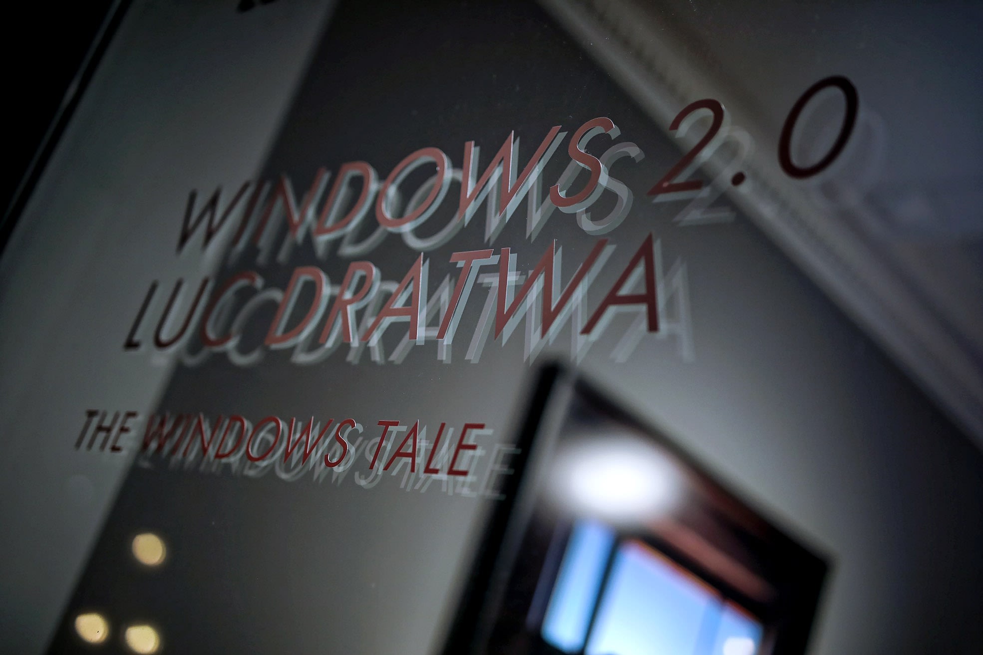 LUC DRATWA: WINDOWS 2.0