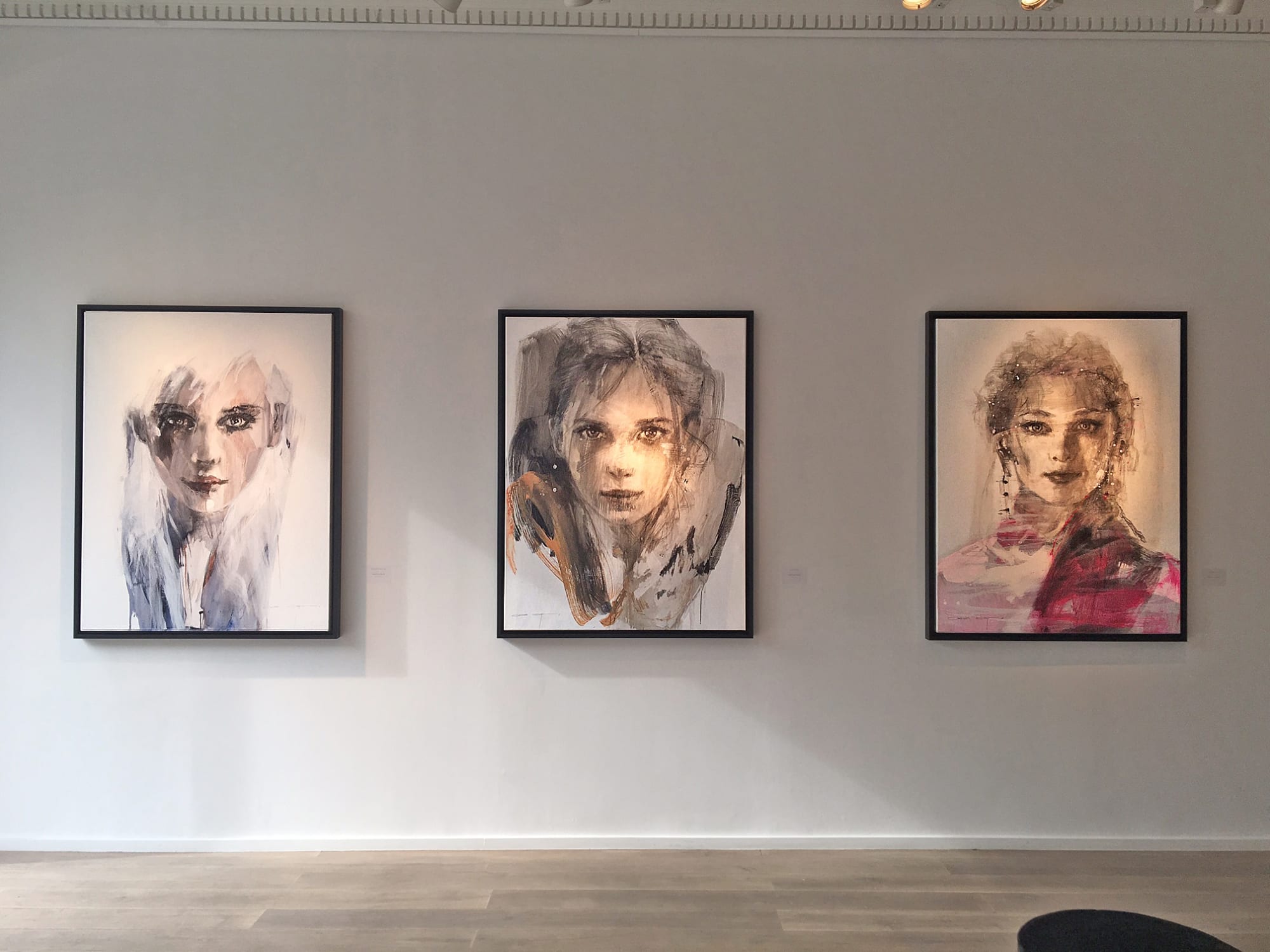 CHRISTINE COMYN: BRIGHT EYES