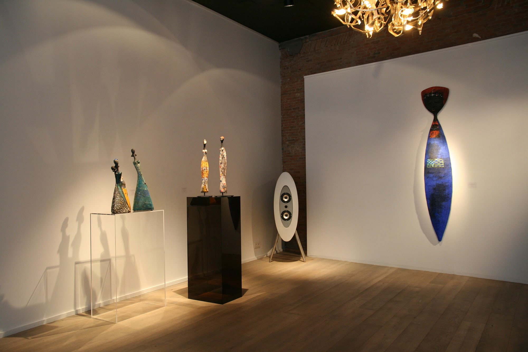 ETIYÉ DIMMA POULSEN: BLUE OBESSION