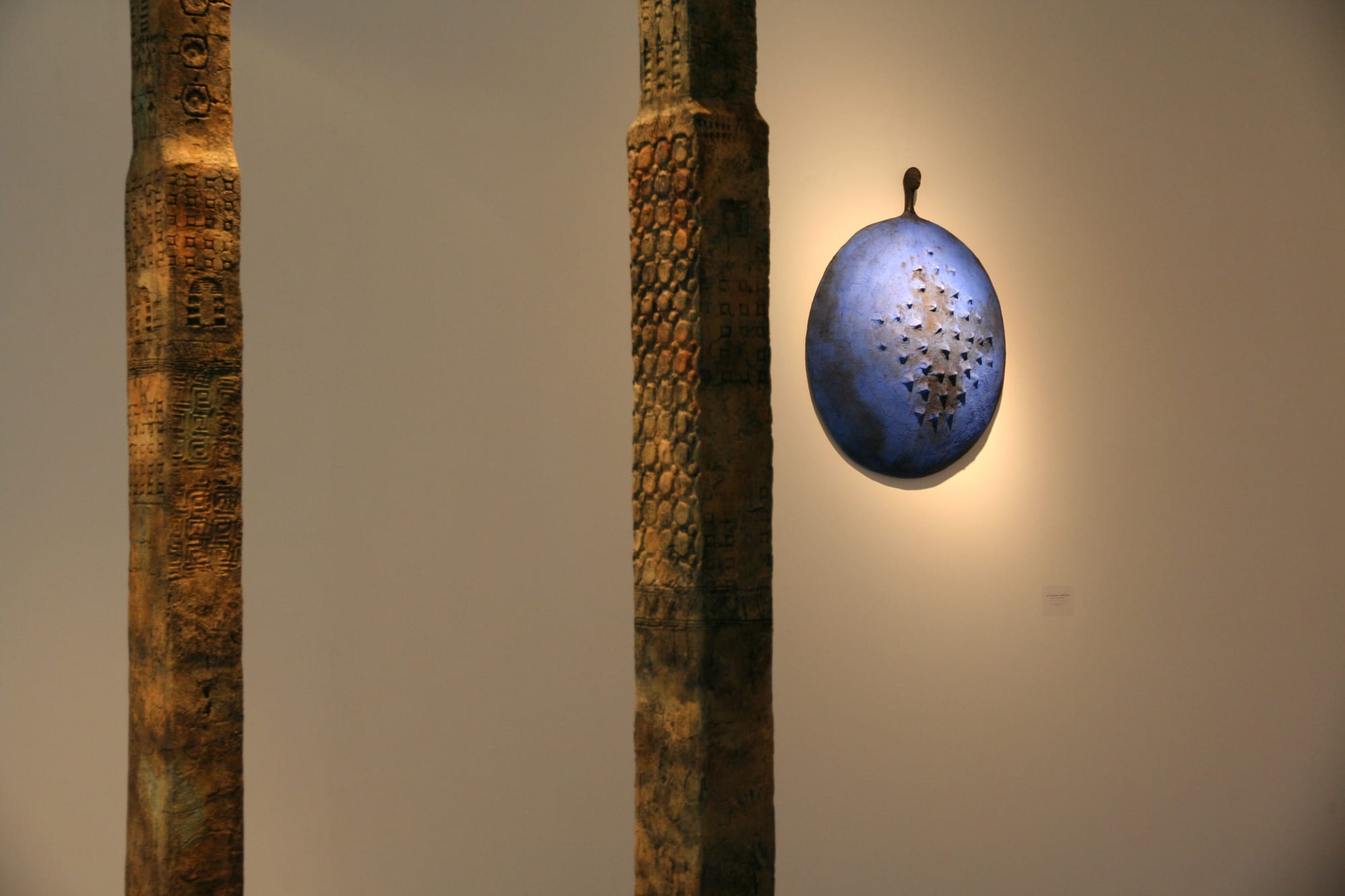 ETIYÉ DIMMA POULSEN: BLUE OBESSION