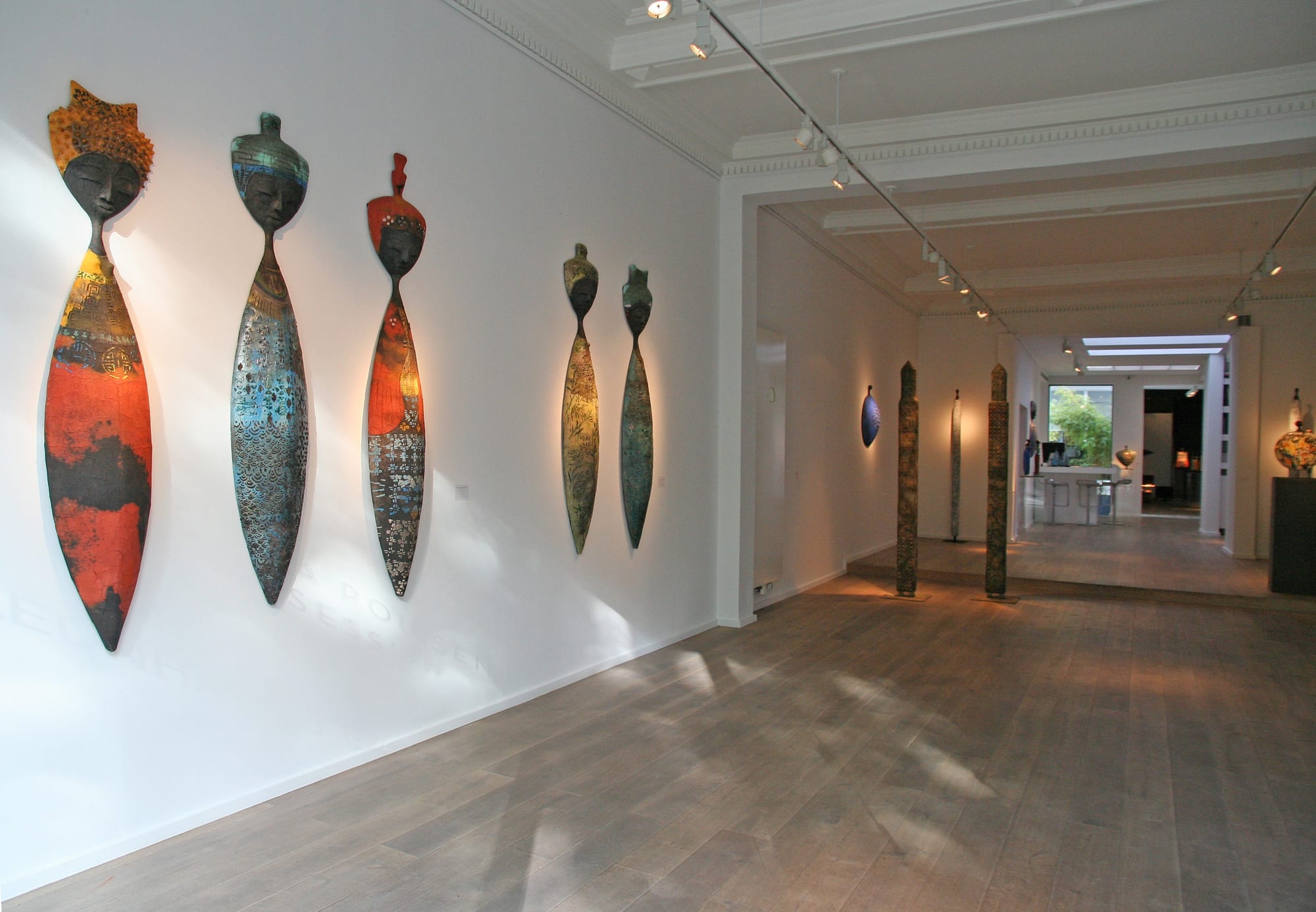 ETIYÉ DIMMA POULSEN: BLUE OBESSION