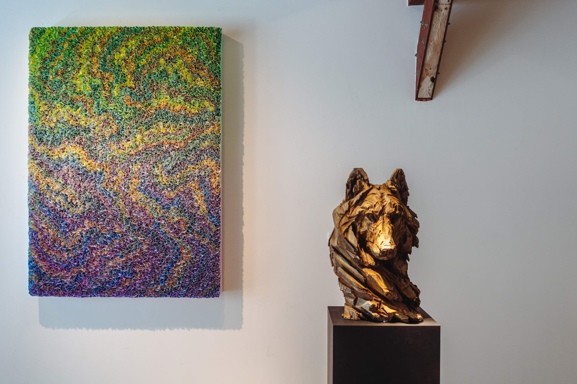 JÜRGEN LINGL: PURITY IN WOOD AND BRONZE