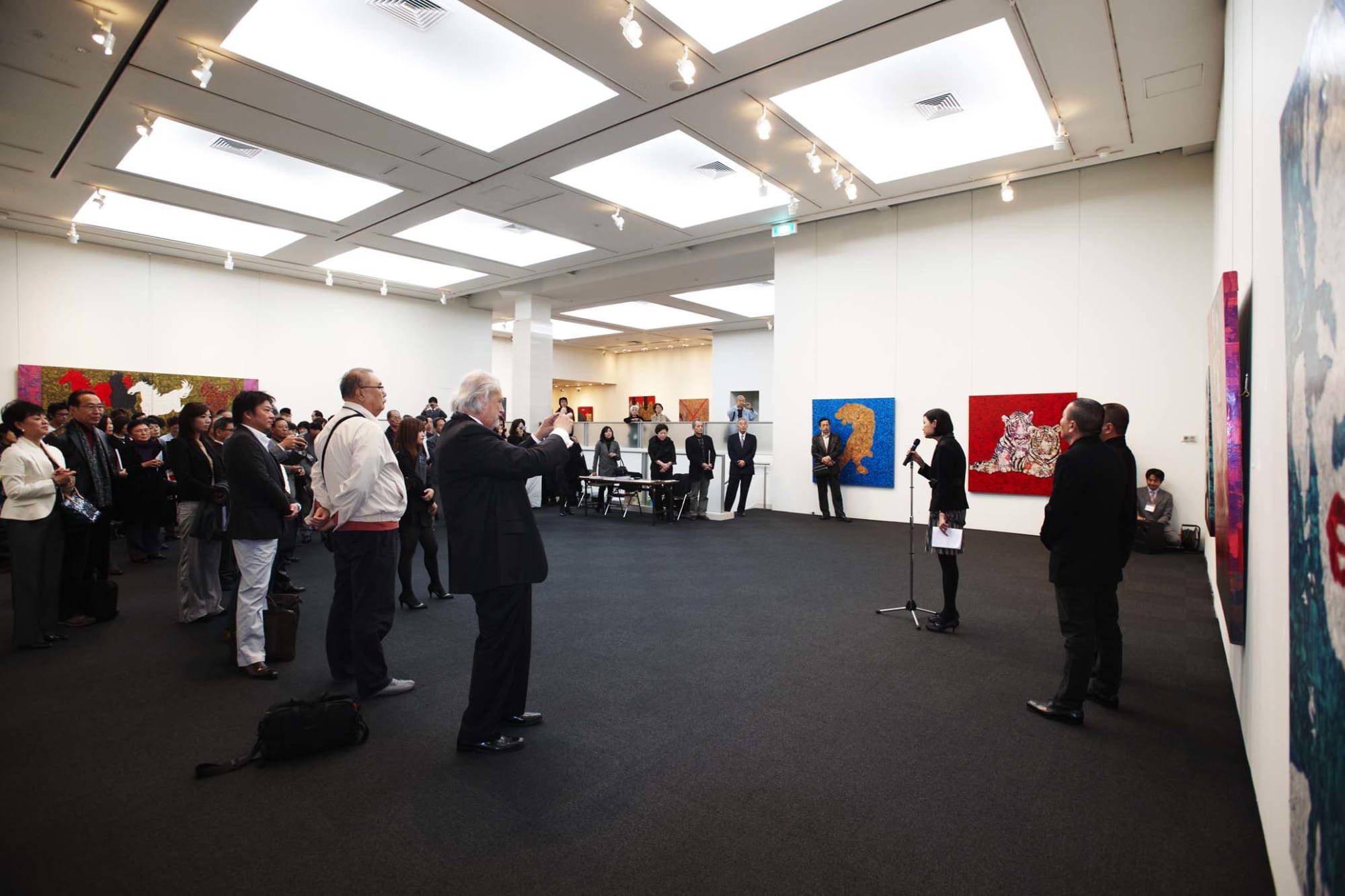 A Fashion, Or the History?— Solo Exhibition of Xue Song