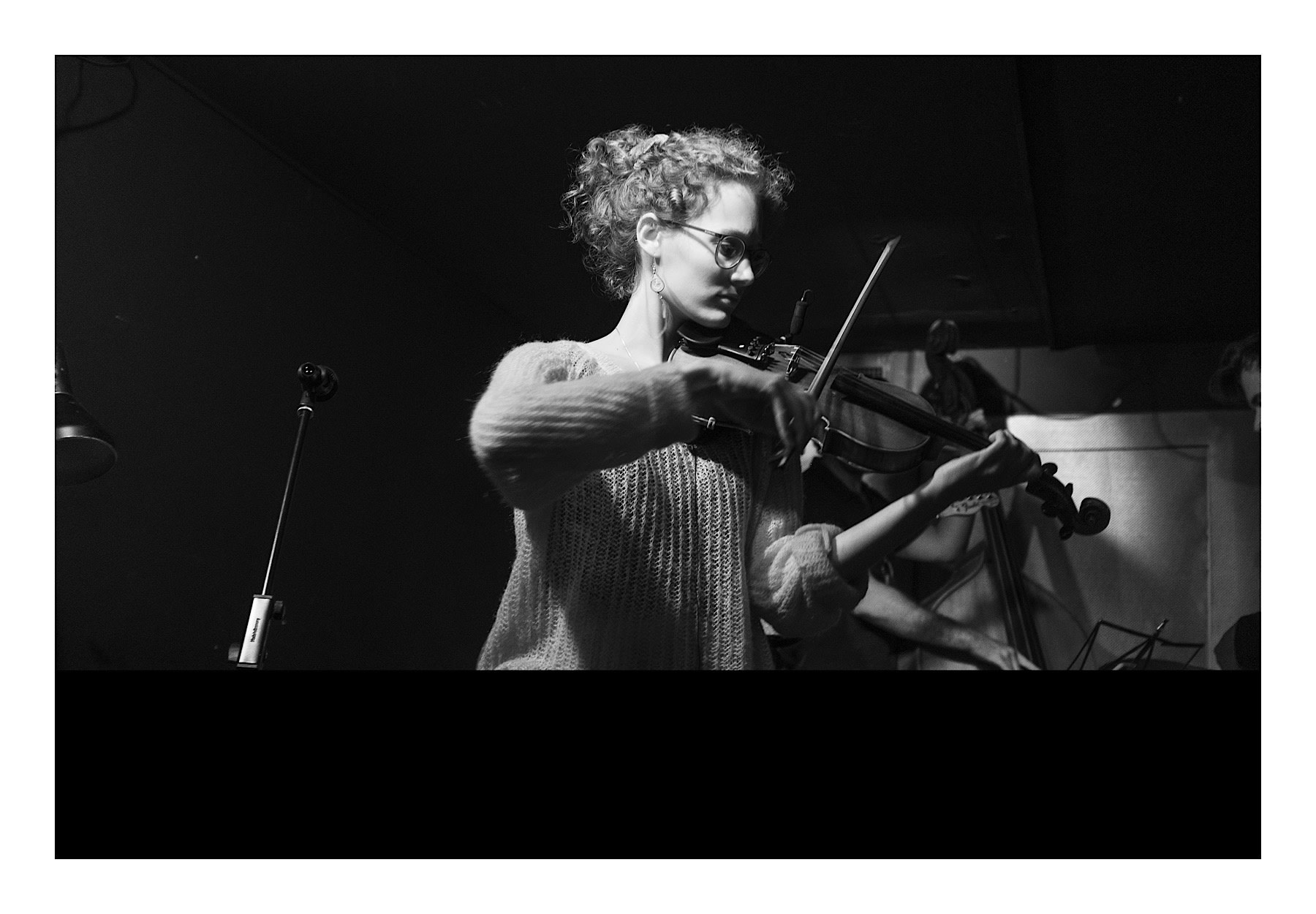 JASON HWANG : JAZZ IS MONOCHROME