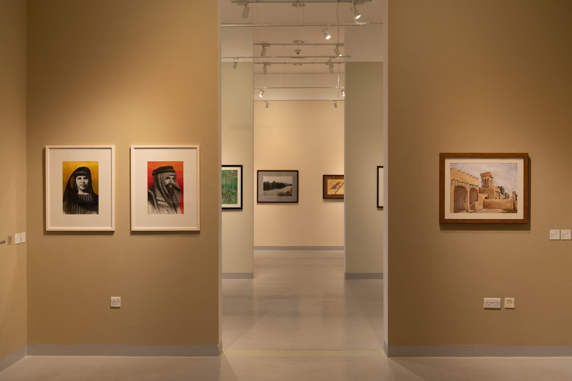 Between Past and Present