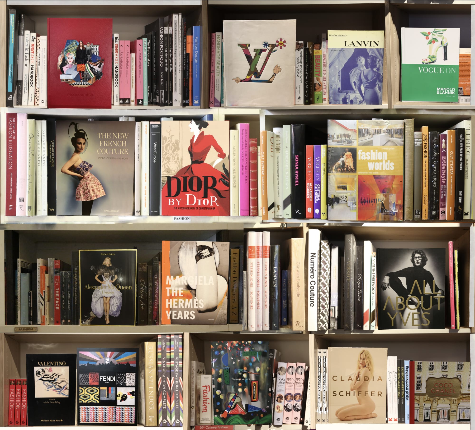 Fashion SQ 4, 2019 40 x 44 in., Ed. 5 & 2AP 48 x 53 in., Ed. 5 & 2AP