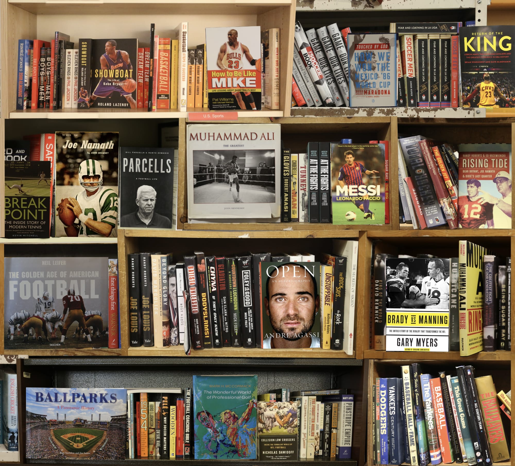 Sports SQ, 2017 40 x 44 in., Ed. 5 & 2AP 48 x 53 in., Ed. 5 & 2AP