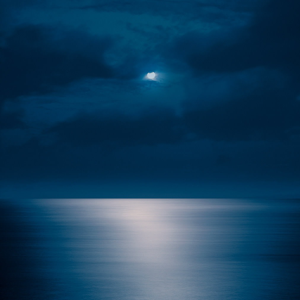 Rising Moon, Maui, Hawaii, 2011 13 x 13 in., Ed. 4 & 2AP 21 x 21 in., Ed. 2AP 32 x 32 in., Ed. 7 & 2AP 44 x 44 in., Ed. 2AP