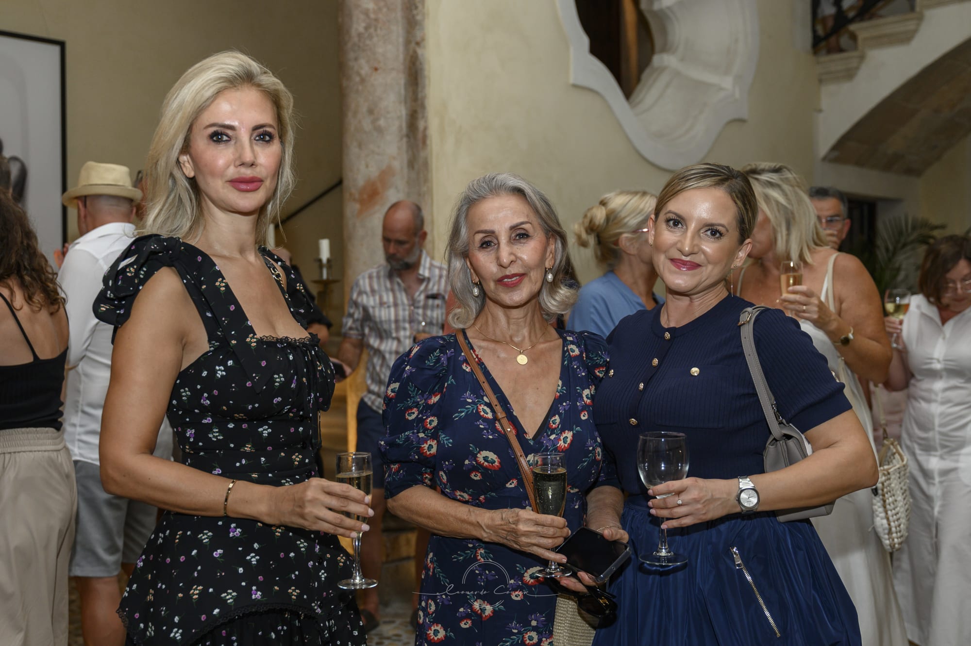 Pre-Nit del Art Exhibition Leonardo Cóndor