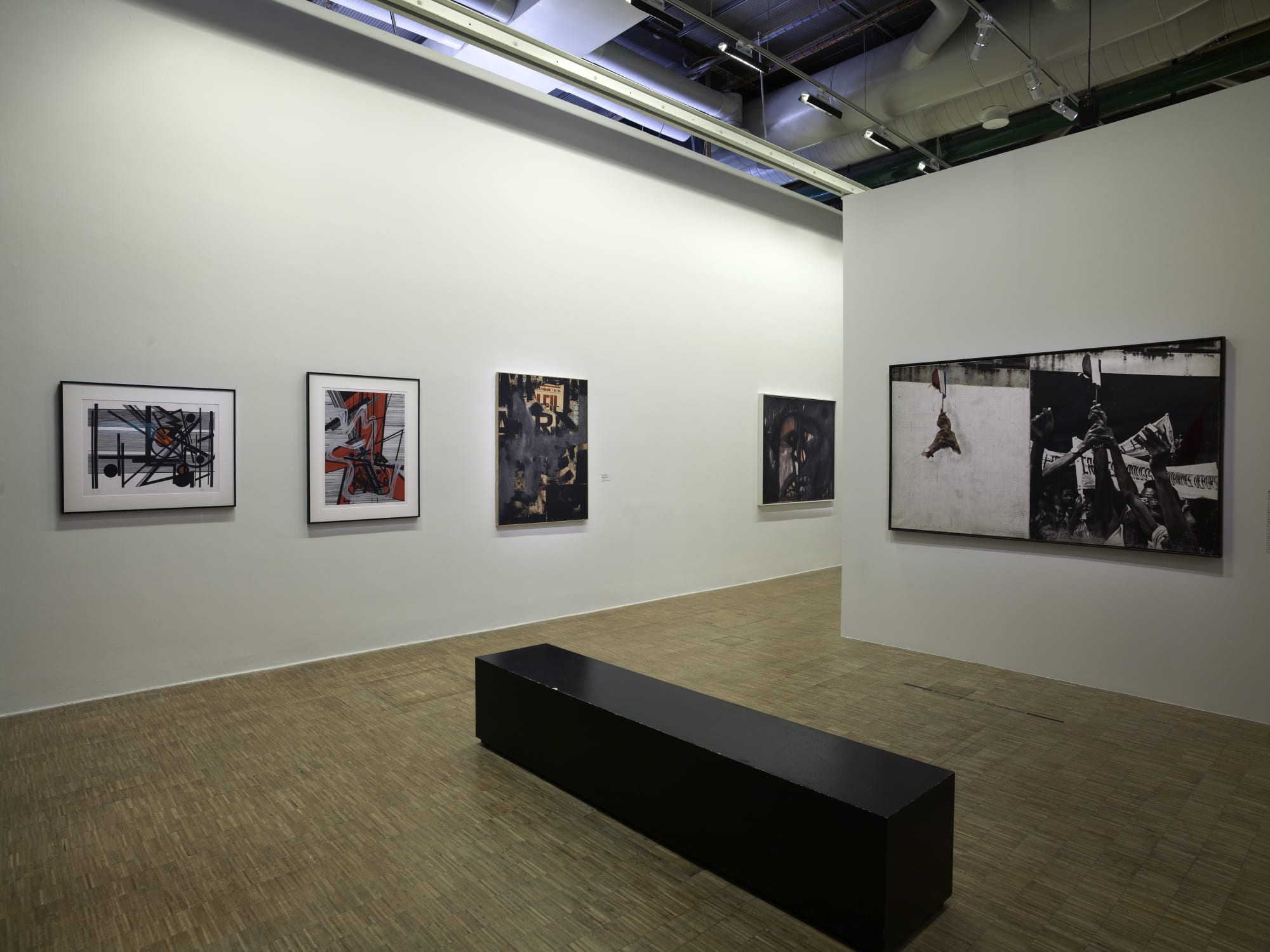 Exhibition view in Paris noir, Circulations artistiques et luttes anticoloniales, 1950-2000, Galerie 1, Centre Pompidou, Paris 19 mars – 30 juin 2025 Photo crédit : Centre Pompidou/Philippe Migeat