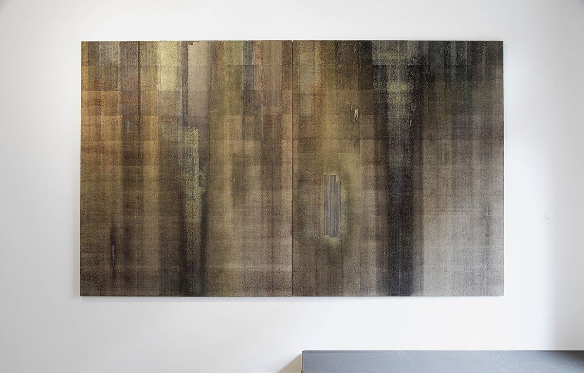 Vivid Dark of a Space