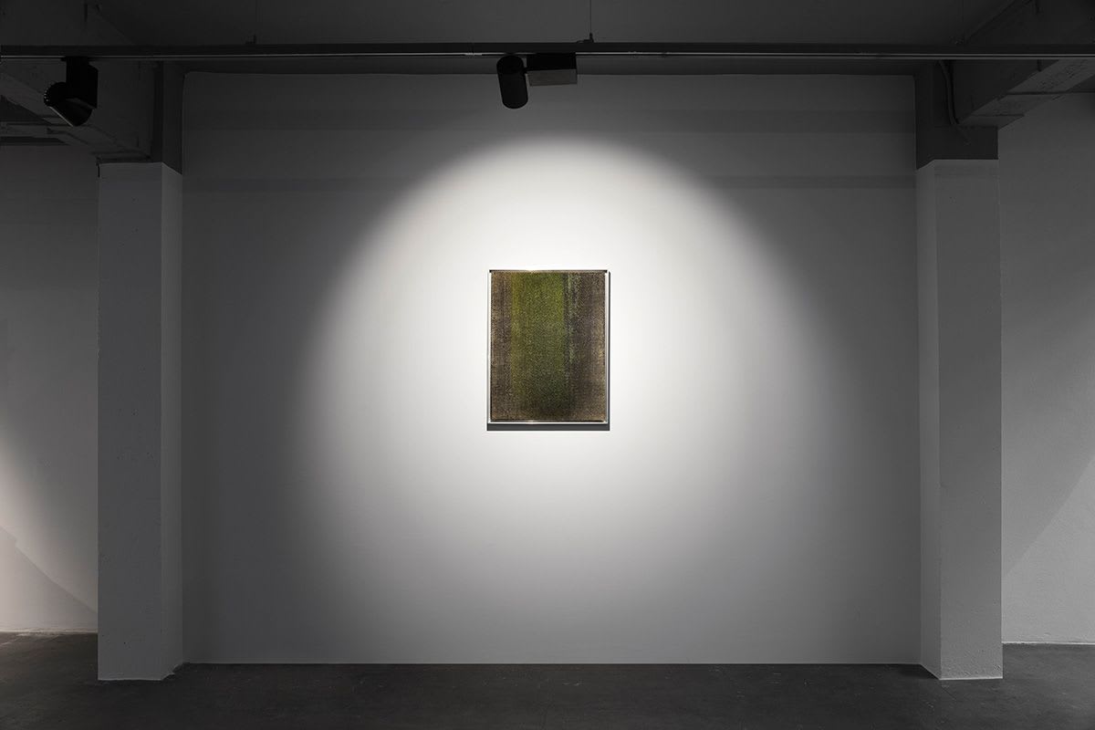 Vivid Dark of a Space