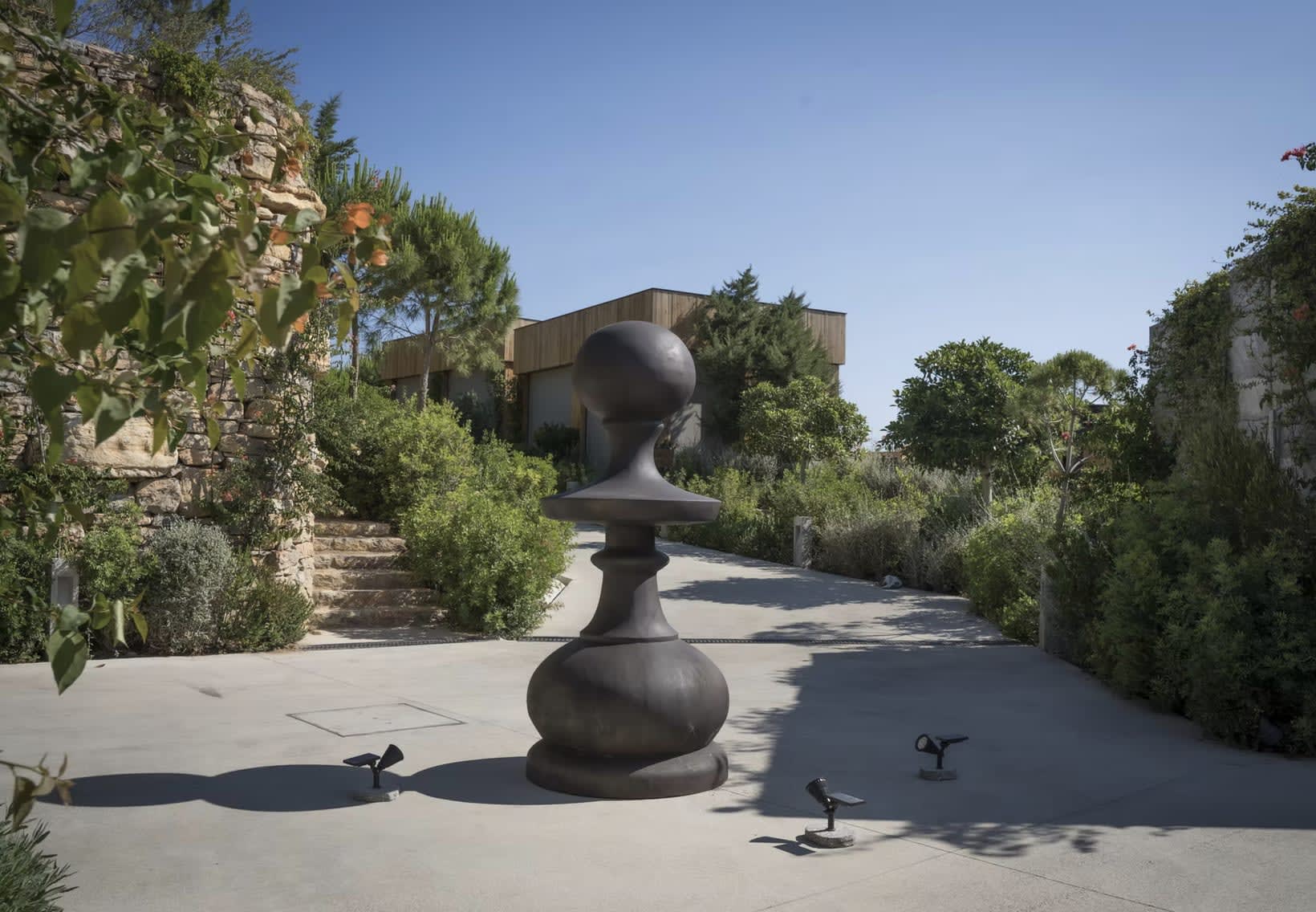 Gregor HILDEBRANDT Pierre, 2022 © Courtesy of the artist and Perrotin.