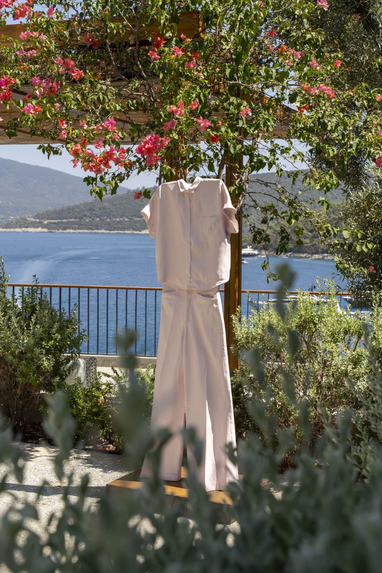 Erwin Wurm Melancholia (Substitutes) , 2024 © Courtesy of Erwin Wurm and Thaddaeus Ropac.