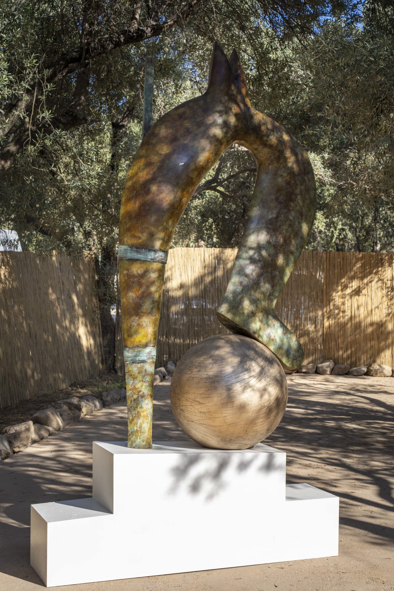 Camille Henrot Dropping the Ball, 2016 © Camille Henrot, Adagp, Paris, 2025. Courtesy of the Artist and Mennour, Paris.