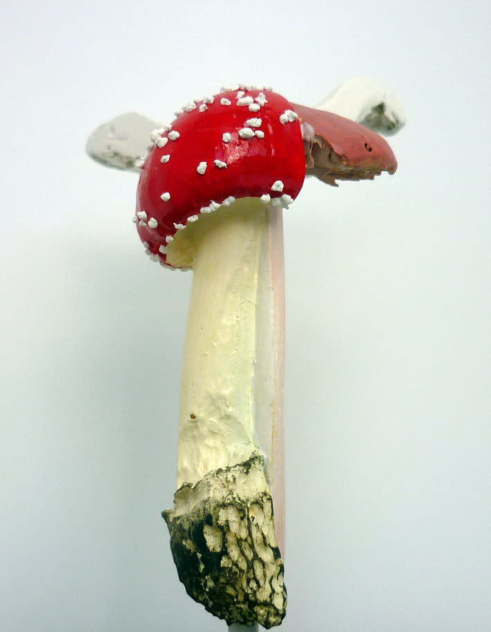 Carsten Höller Giant Triple Mushroom, 2012 Styrofoam, polyester paint, polyester resin, acrylic paint, cable ca. 220 x 150 x 150 cm