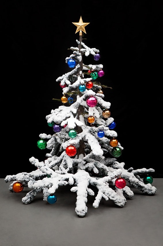 Philippe Parreno Fraught Times, 2010-2015 Cast painted aluminium and brass 250 x 215 cm