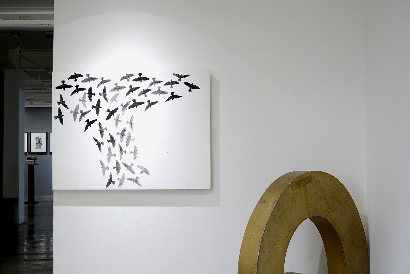 Between Absence and Imprint