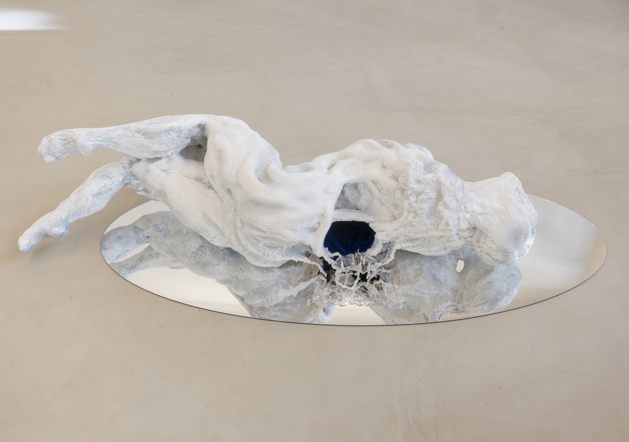 CAVE: Agnes Questionmark, Blanca del Olmo, Elena Garrigolas, Tahmina Negmat, Roser Oliveras