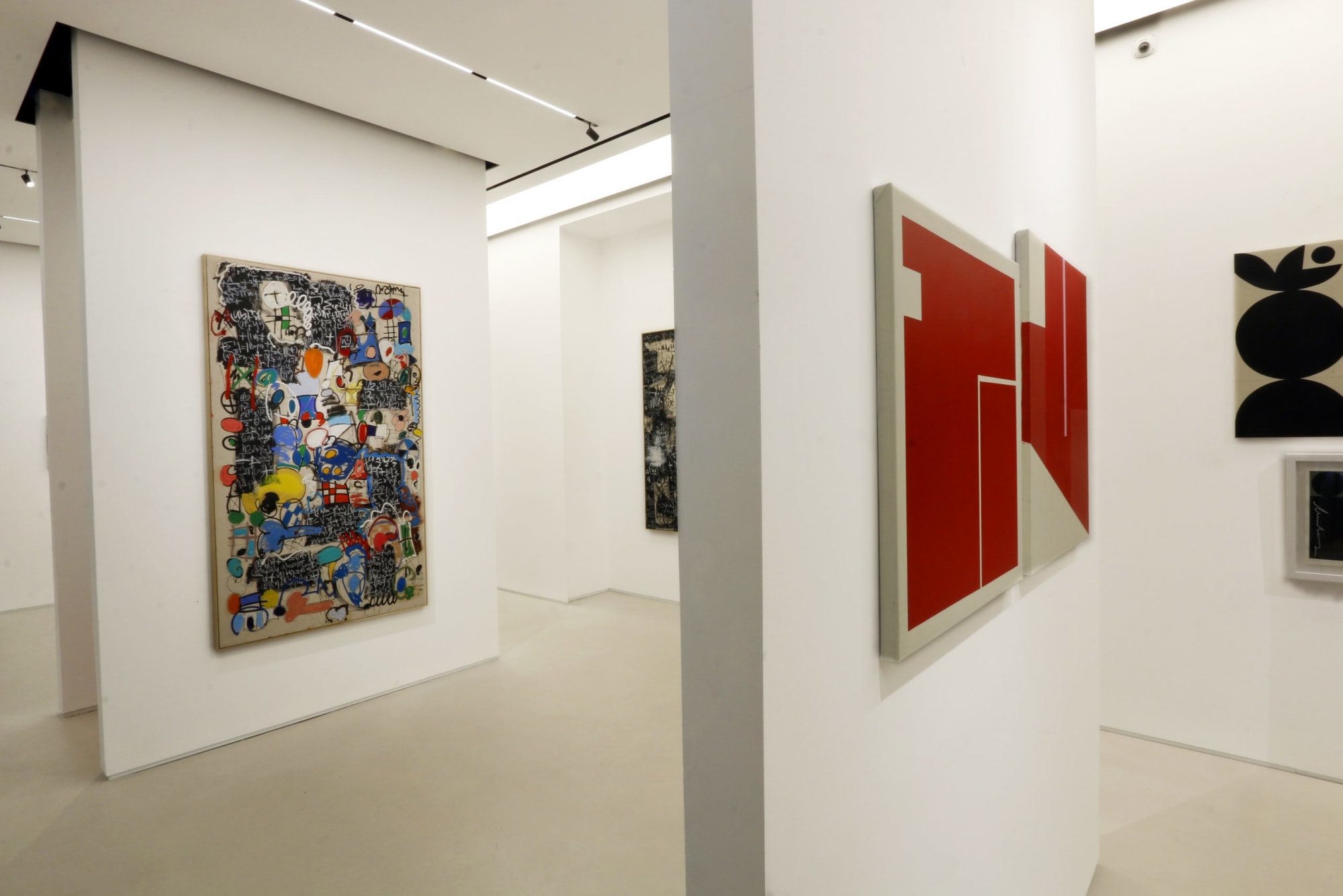 BLUE. RED. DEEP. SQUARE.