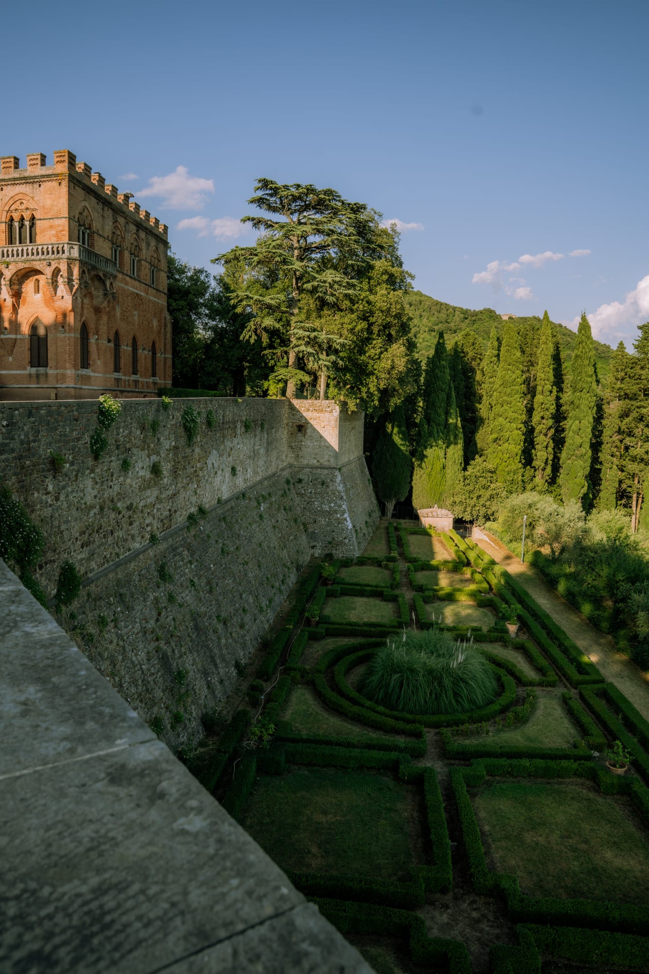 ART OF THE TREASURE HUNT