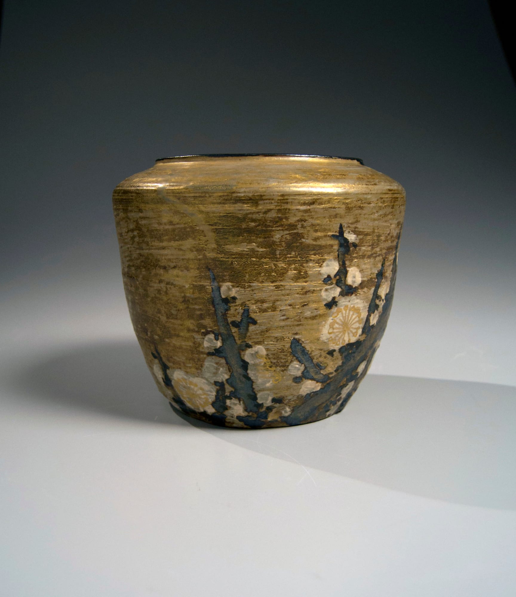 Kiyomizu Rokubei VI (1901-1980) Tubular water jar with high wide shoulder and black lacquer cover 1970's Glazed stoneware 7 1/4 x 8 1/4 x 7 1/8 inches Inv# 10733 SOLD