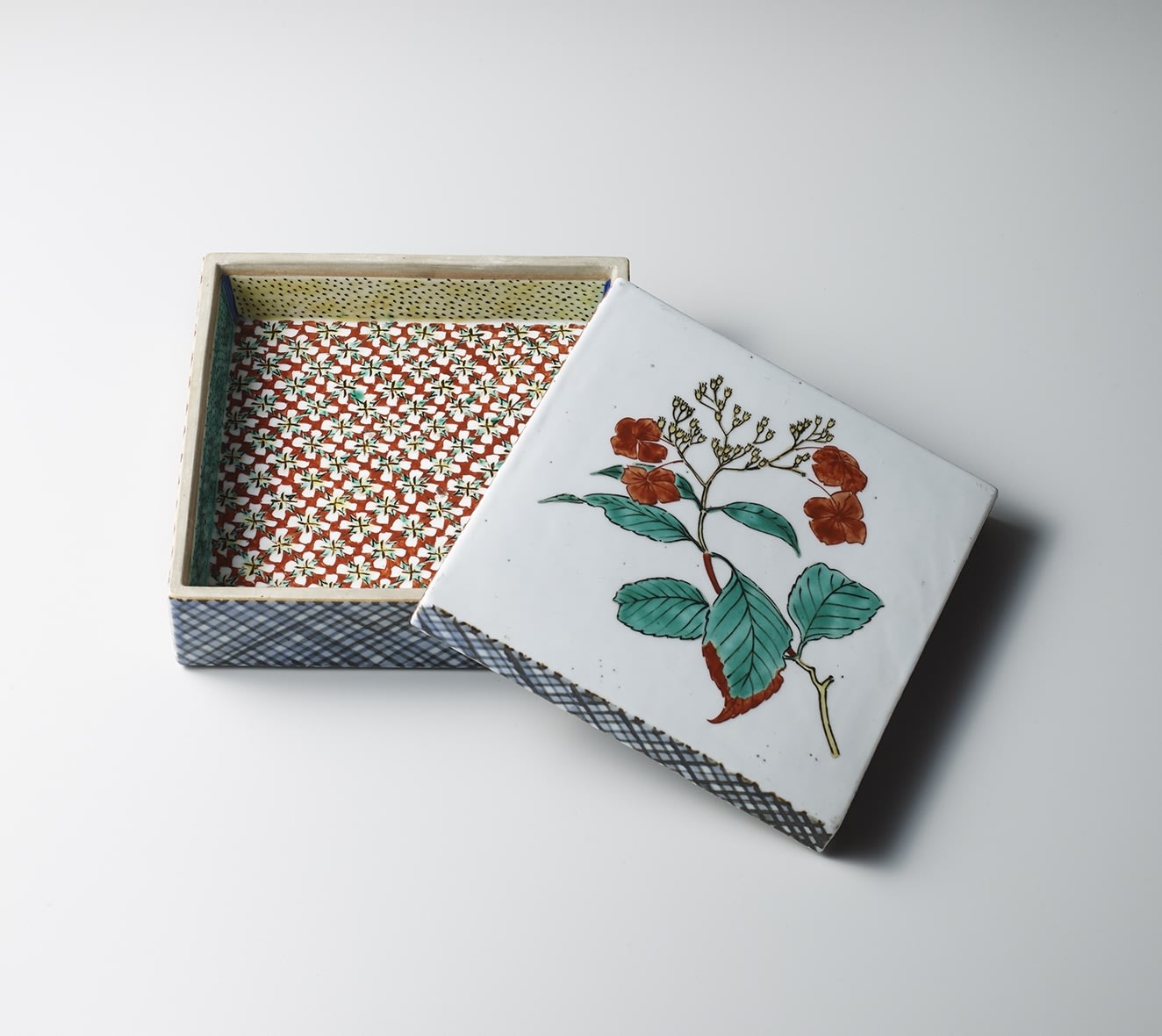 Tomimoto Kenkichi (1886-1963) Iro-e square covered box 1941 Glazed porcelain 2 5/8 x 7 1/8 x 7 1/4 inches Inv# 11035 SOLD