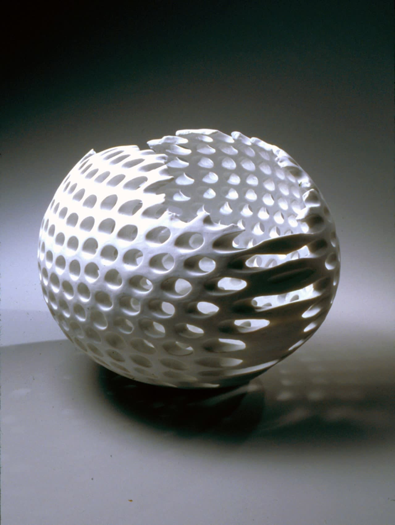 SAKURAI YASUKO Spherical sculpture 2007 Porcelain 13 3/4 x 19 inches Inv# 5127