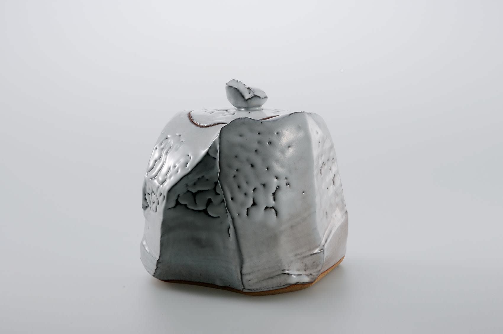 Kaneta Masanao (b.1953) Lidded water storage jar with unctuous white Hagi glaze and kairagi effect (glaze crawling), 2008 Glazed stoneware; 8 3/8 x 8 x 8 1/4 inches Inv# 5764