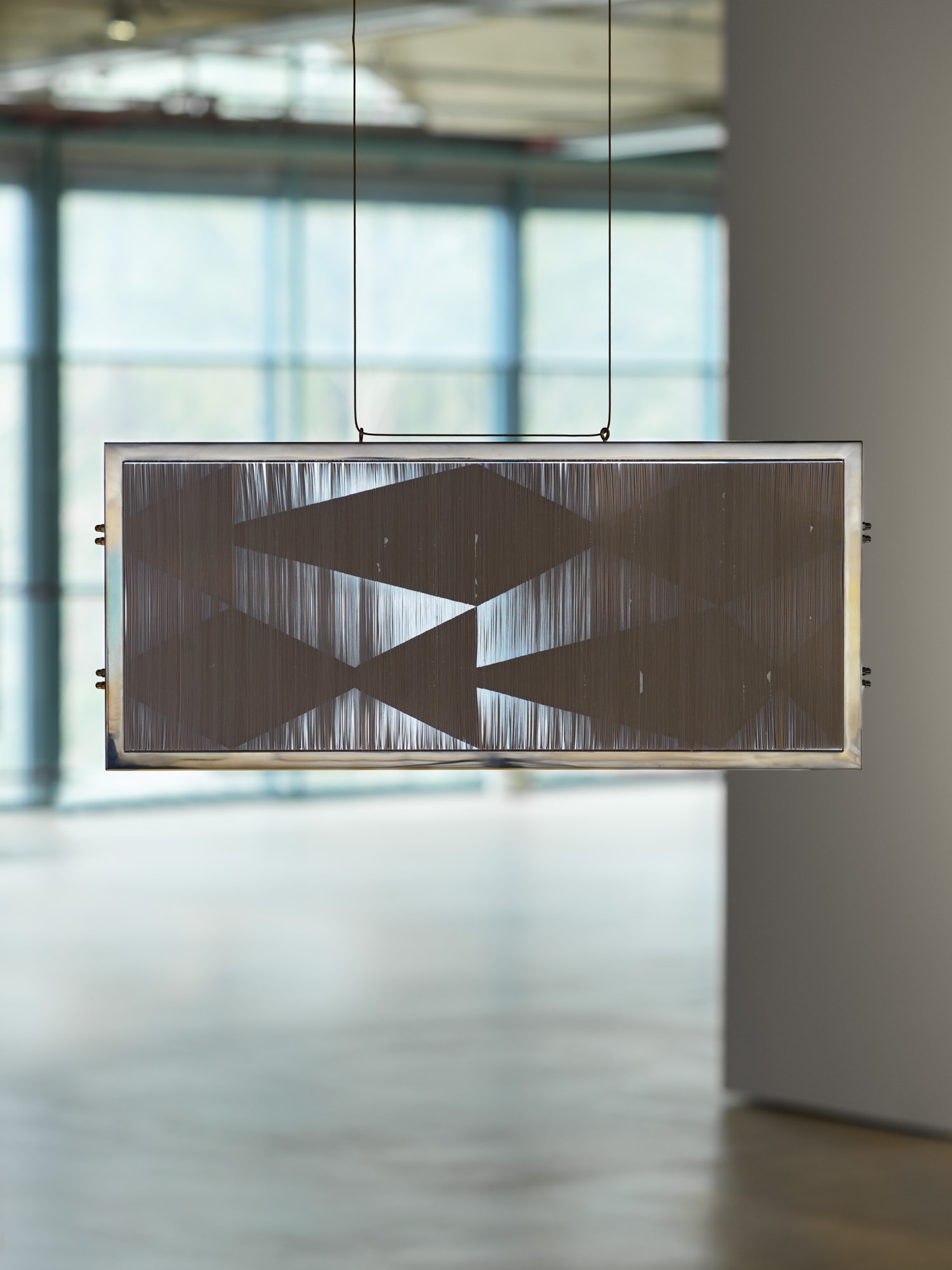 Inka Bell Shift 12, 2023 Paper, metal structure 28 x 3 x 70 cm EMMA – Espoo Museum of Modern Art Collection Photo Ari Karttunen / EMMA