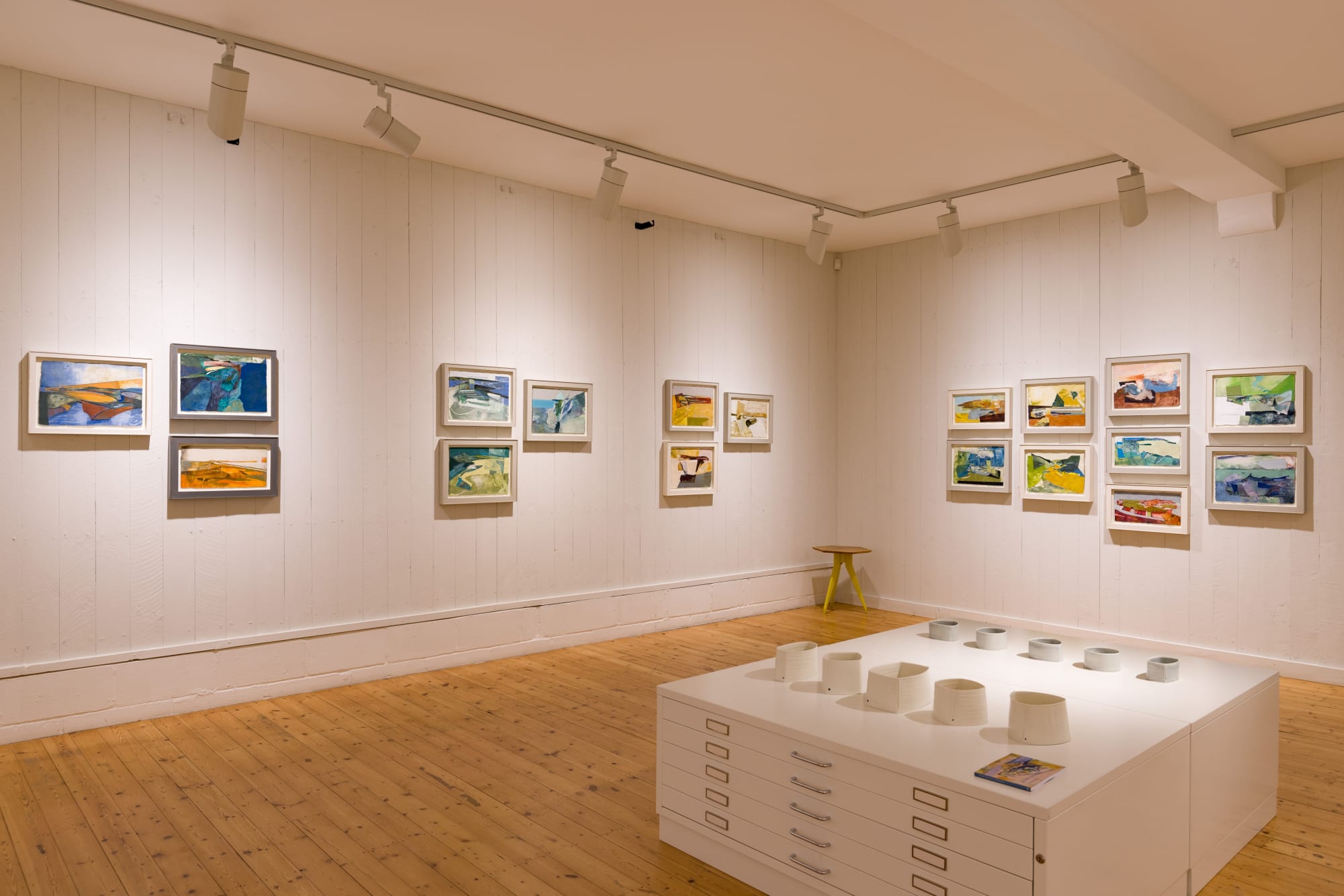 Jeremy Gardiner, Contraband