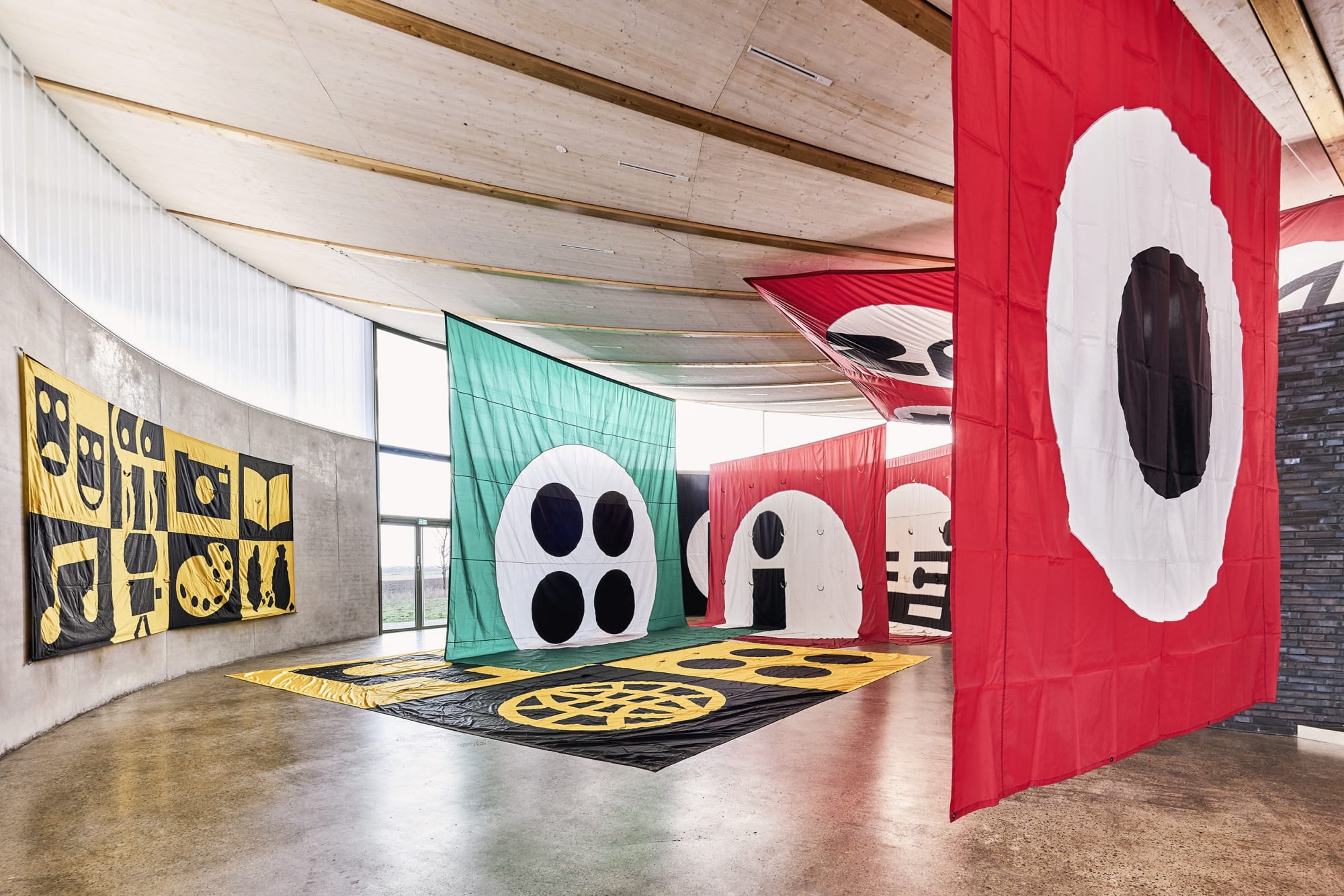 Matt Mullican: Banners, 2019 Thomas Schütte Stiftung, Neuss