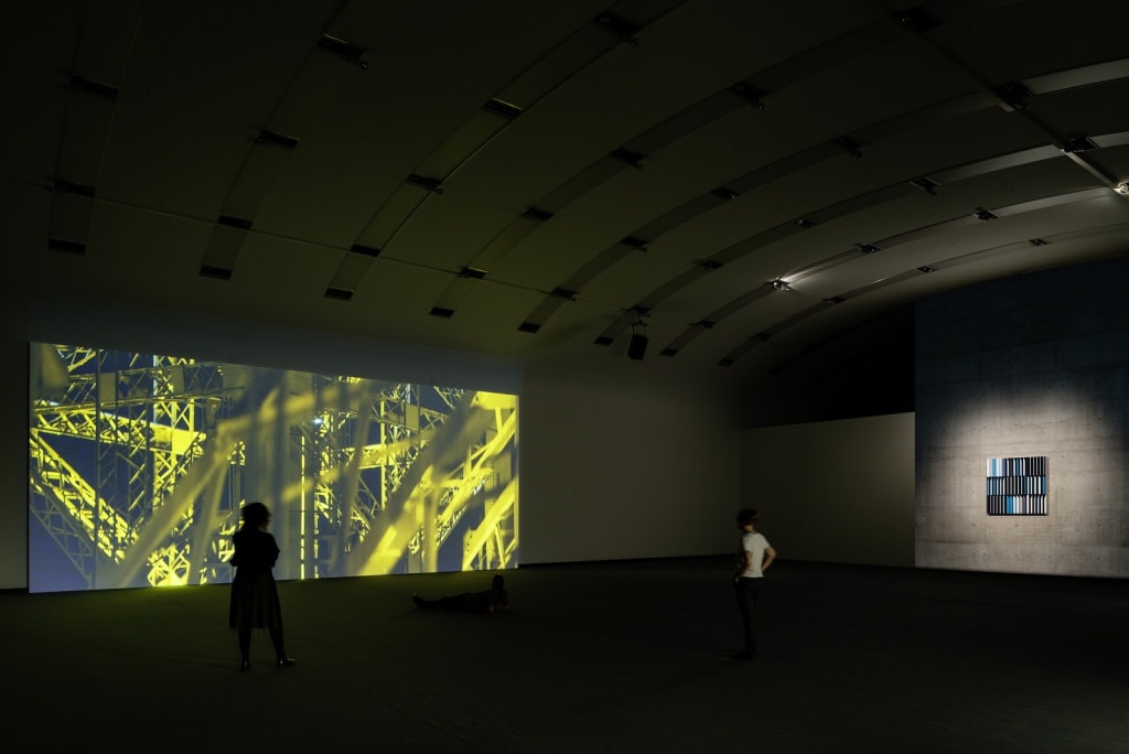 Sarah Morris, Falls Never Breaks, 2016-2017 Kunsthalle Wien, Vienna