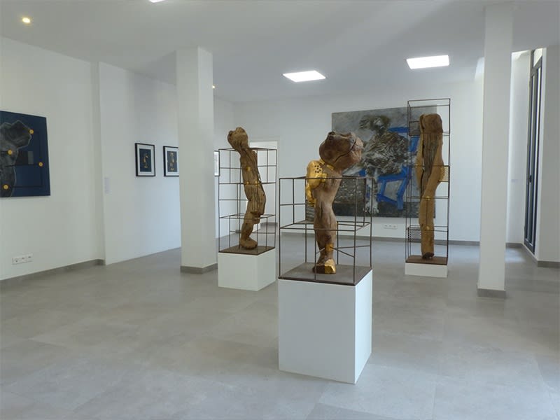Exposition "Les Fantômes de l’Afrique (Siriel Rellik)" à la Galerie Cécile Fakhoury à Dakar 2018 © Sadikou Oukpedjo © Vincent Michéa