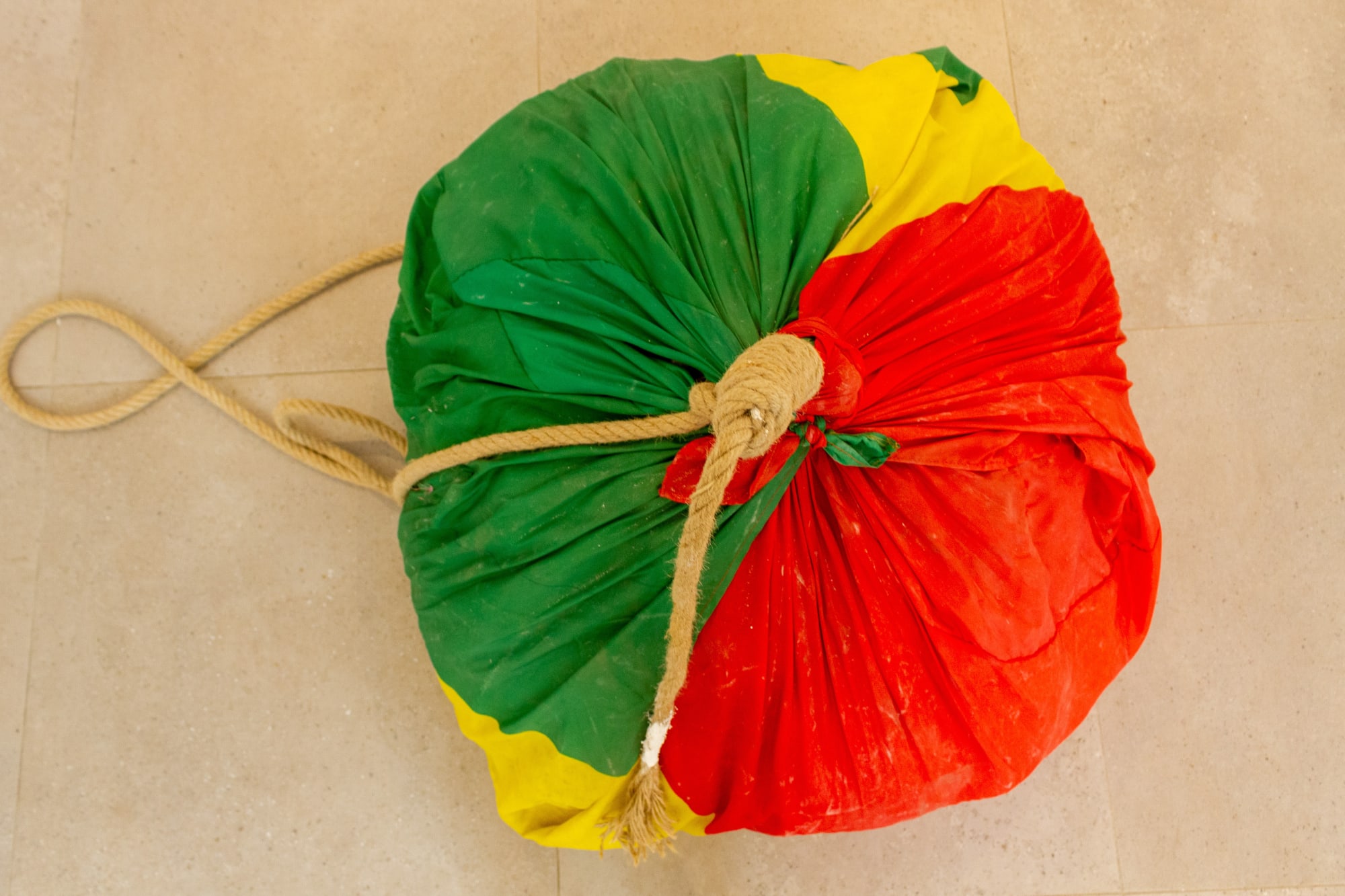 Toolu Xeer (Le champs de pierre)