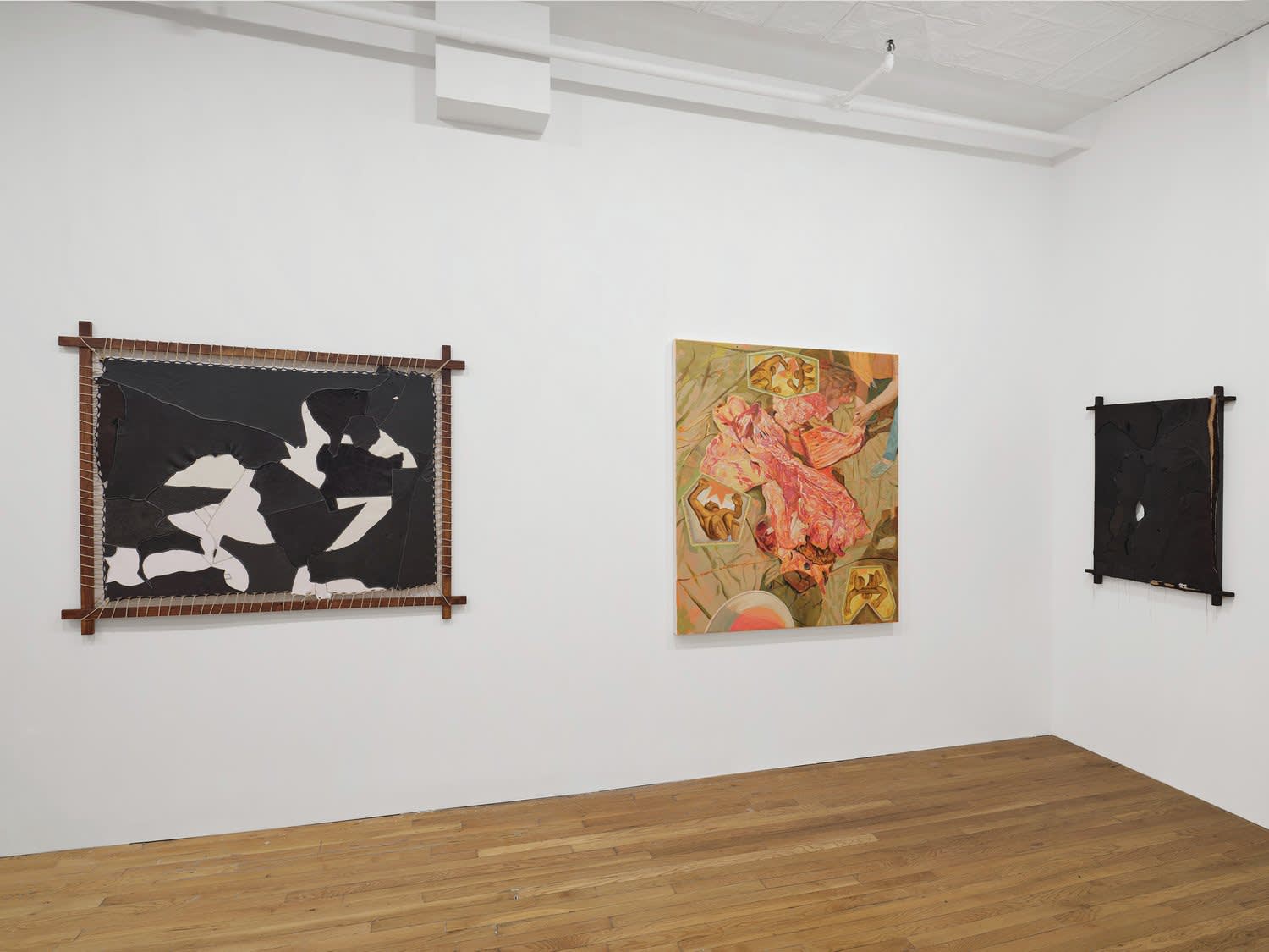 José de Jesús Rodríguez and Esteban Ramón Pérez, Sobre Las Olas, 2022, installation view, Charles Moffett, New York